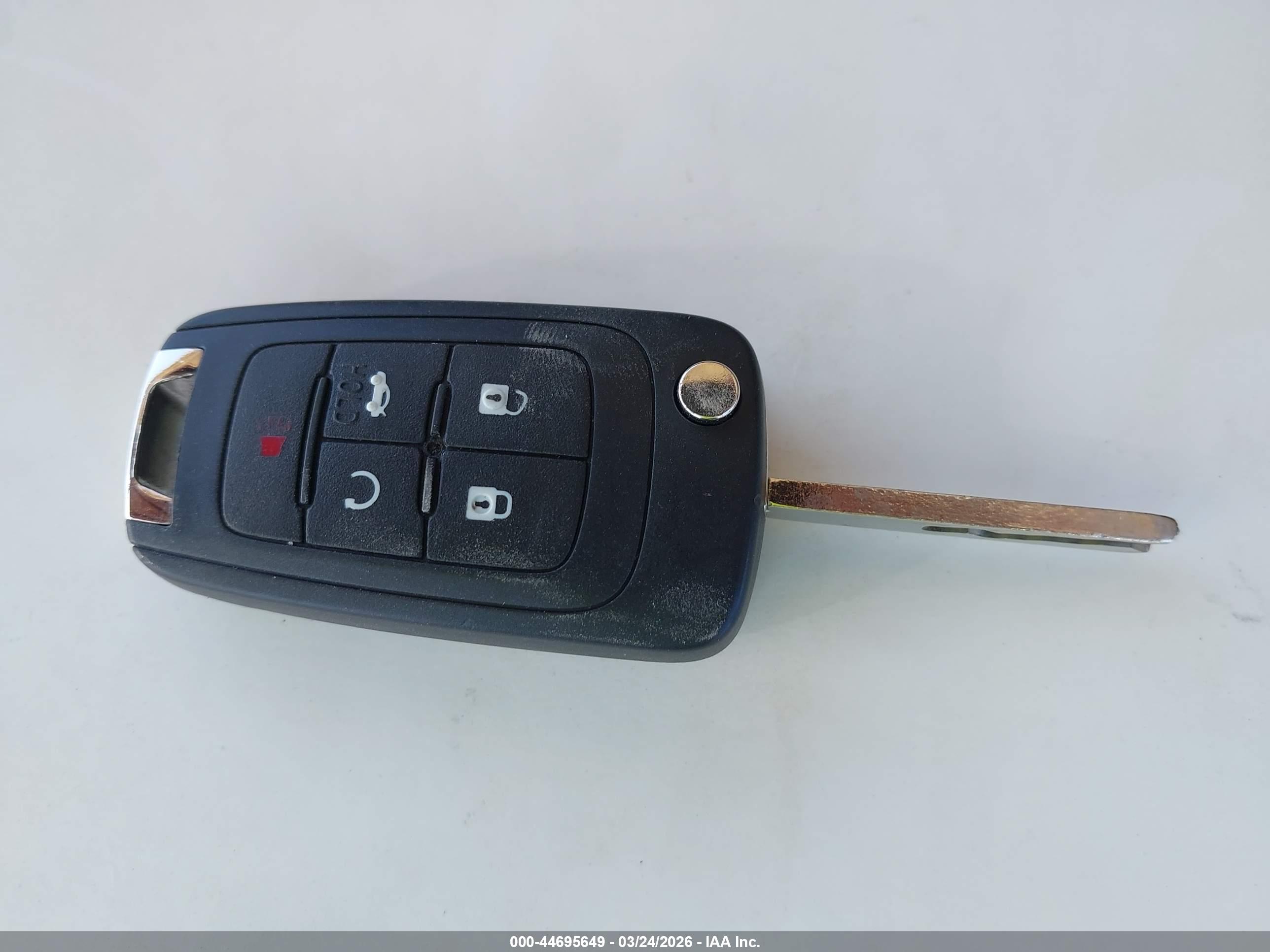 GMC TERRAIN image 11