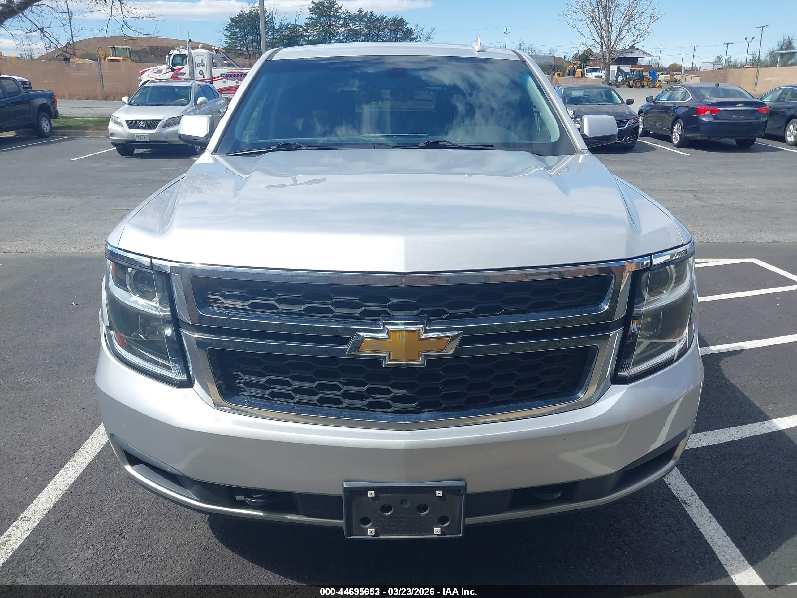 CHEVROLET TAHOE image 6