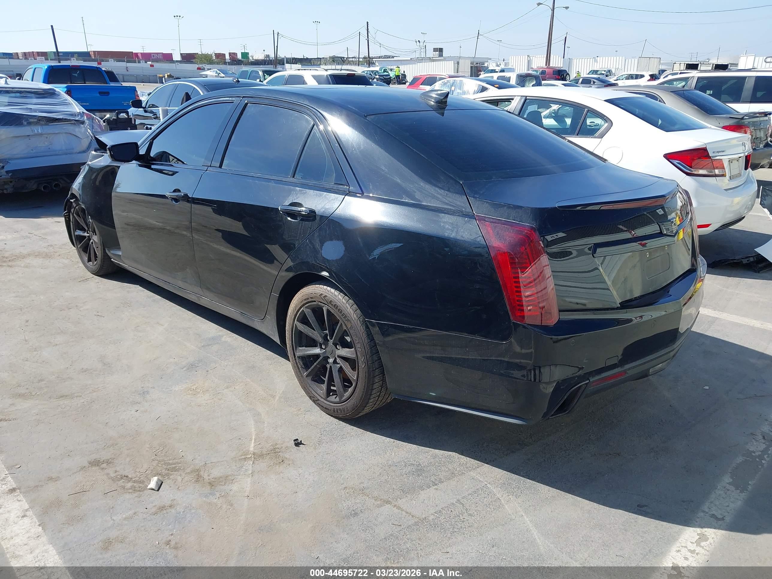 CADILLAC CTS image 3