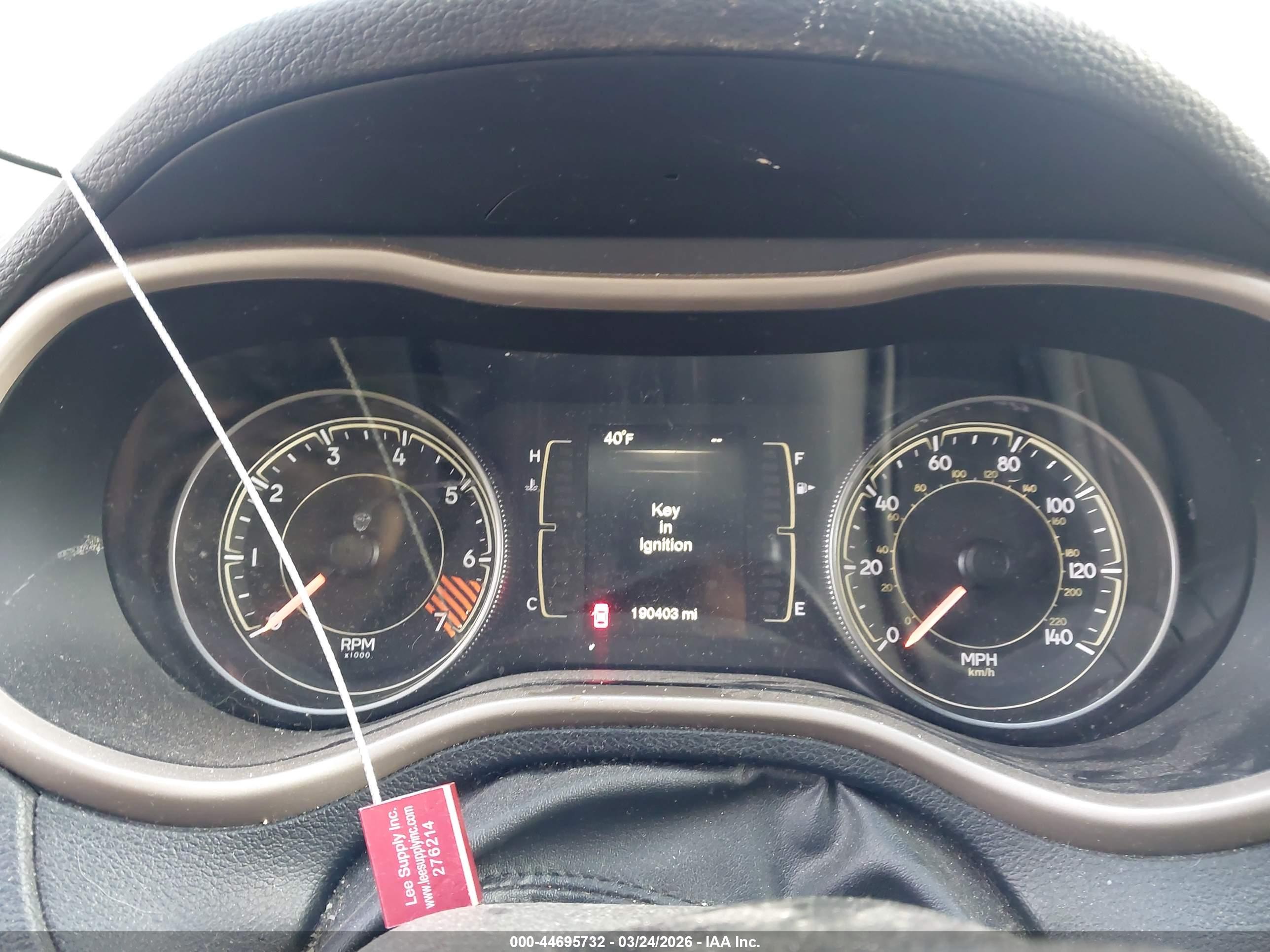 JEEP CHEROKEE image 7