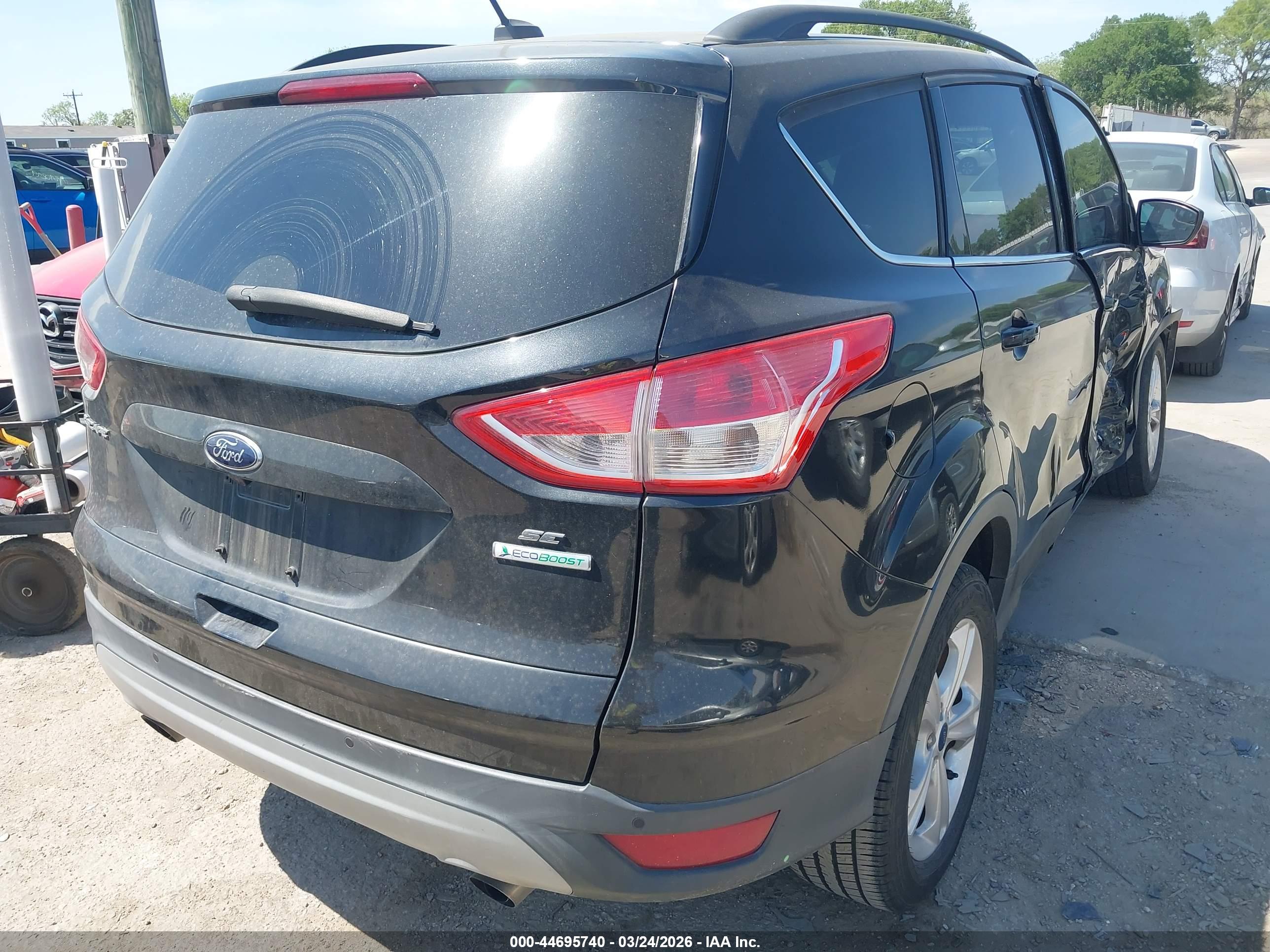 FORD ESCAPE image 4