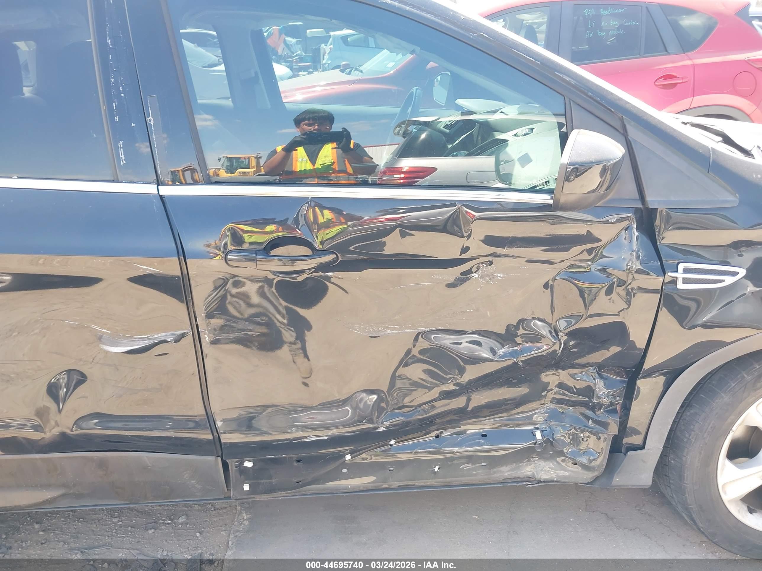 FORD ESCAPE image 6