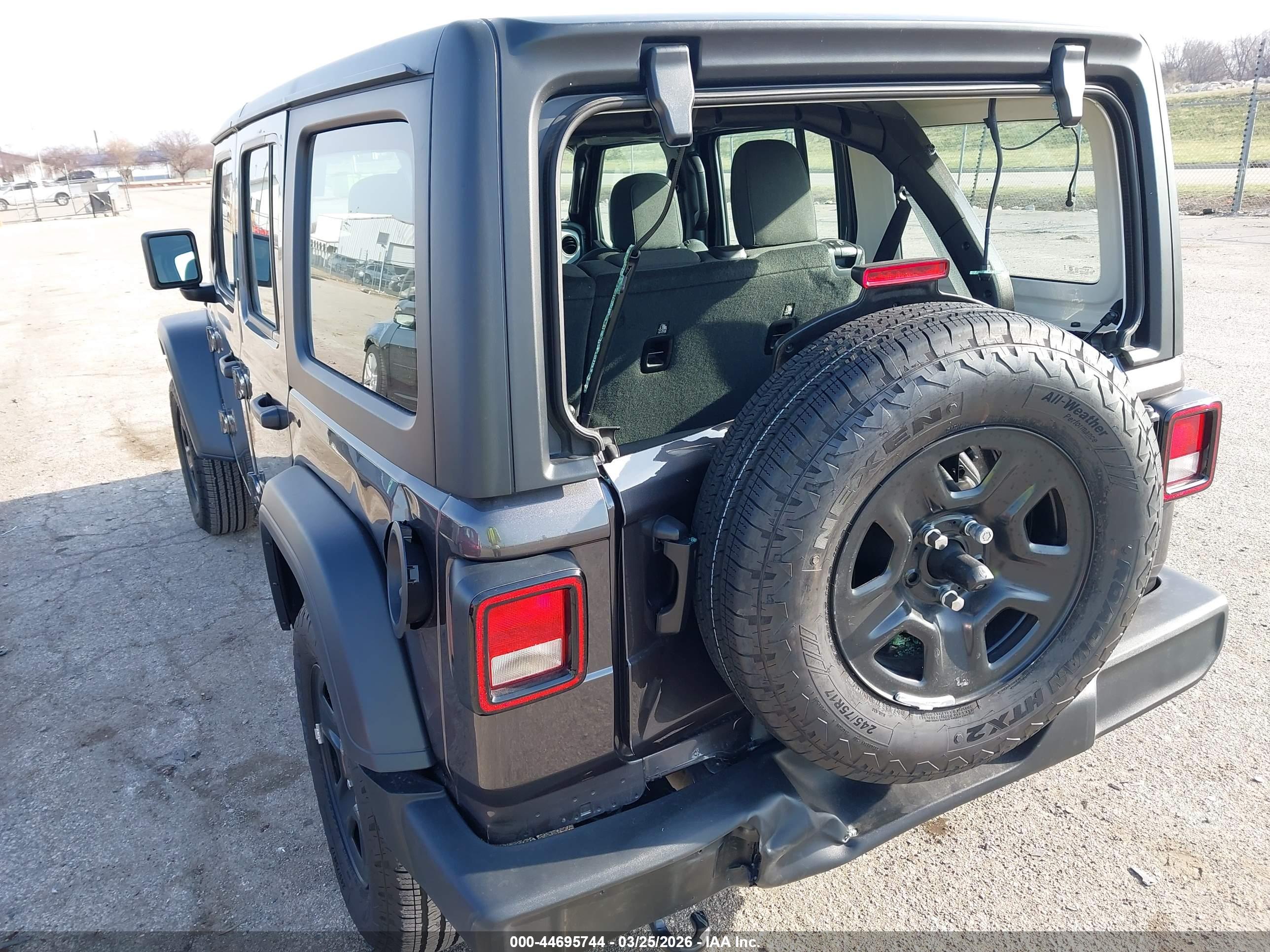 JEEP WRANGLER image 6