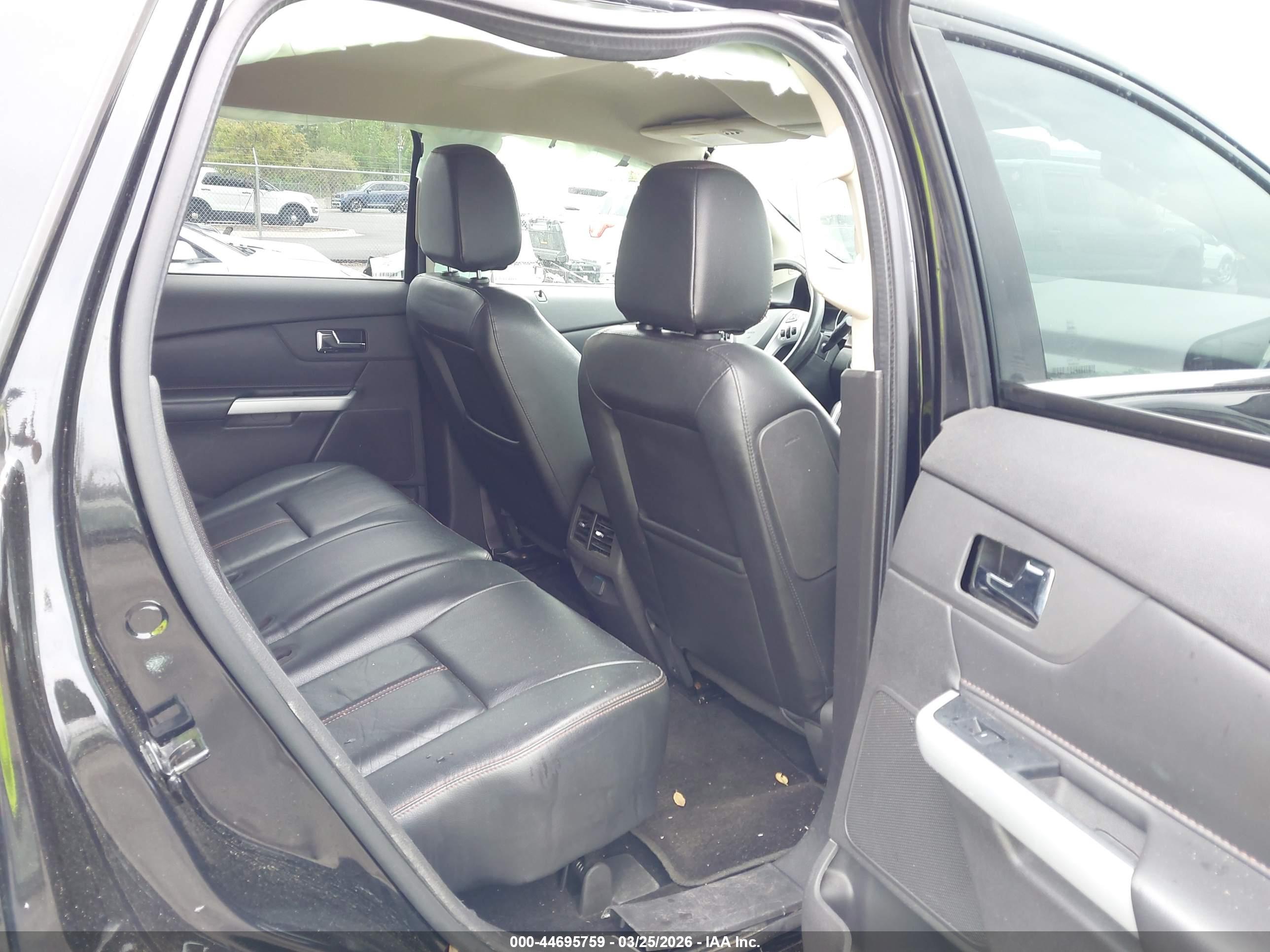 FORD EDGE image 8