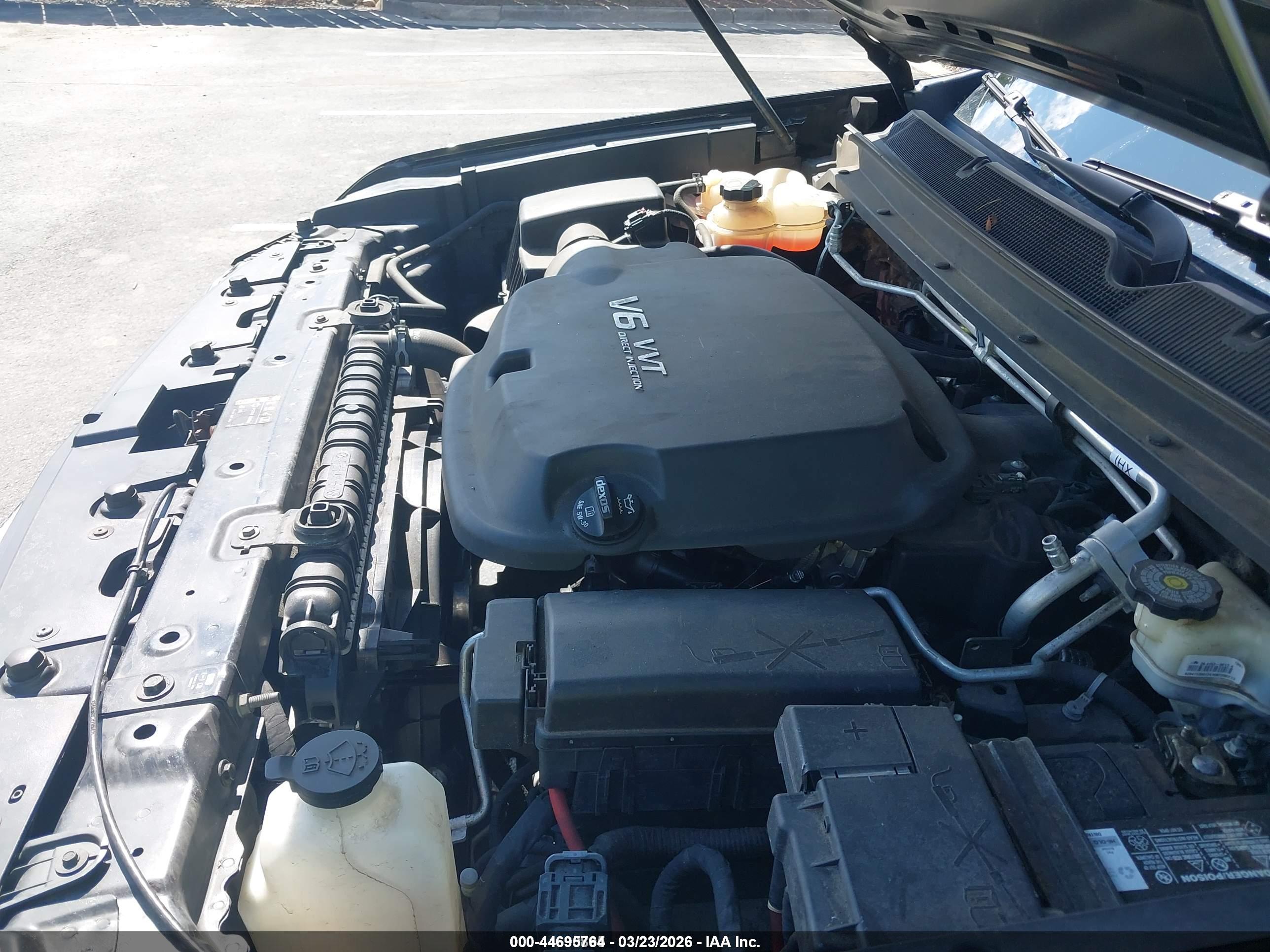 CHEVROLET COLORADO image 10