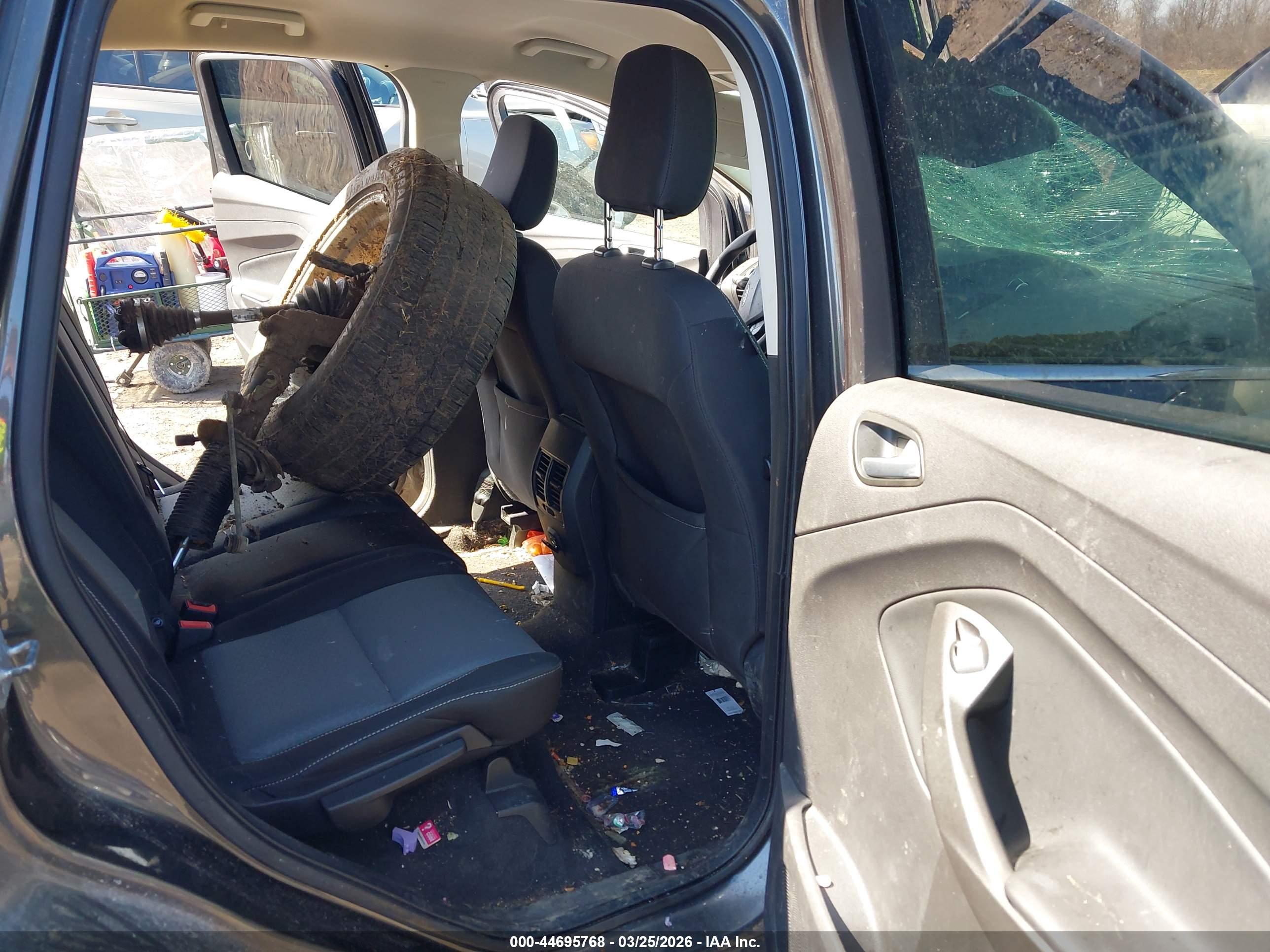 FORD ESCAPE image 8