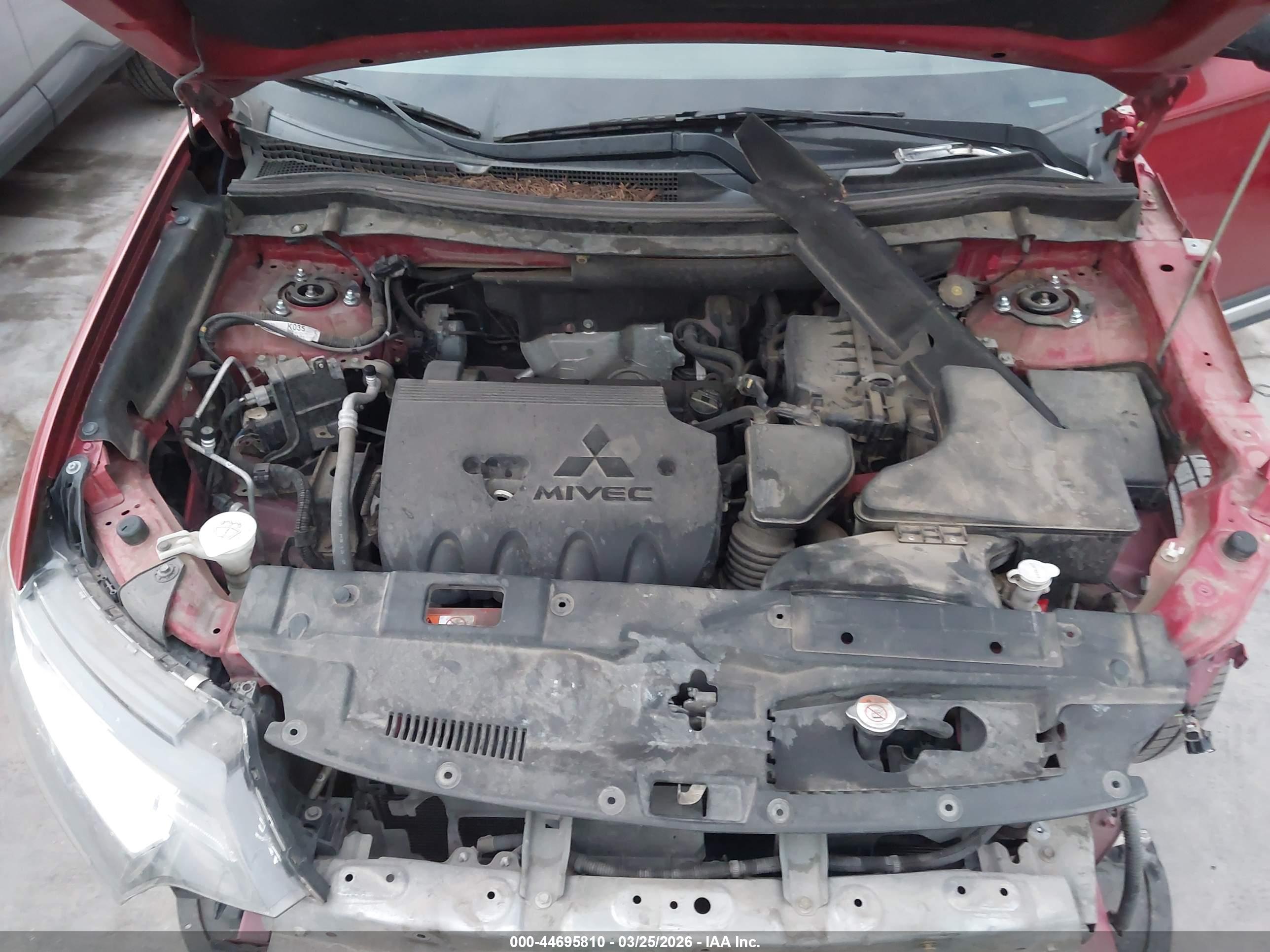 MITSUBISHI OUTLANDER image 10