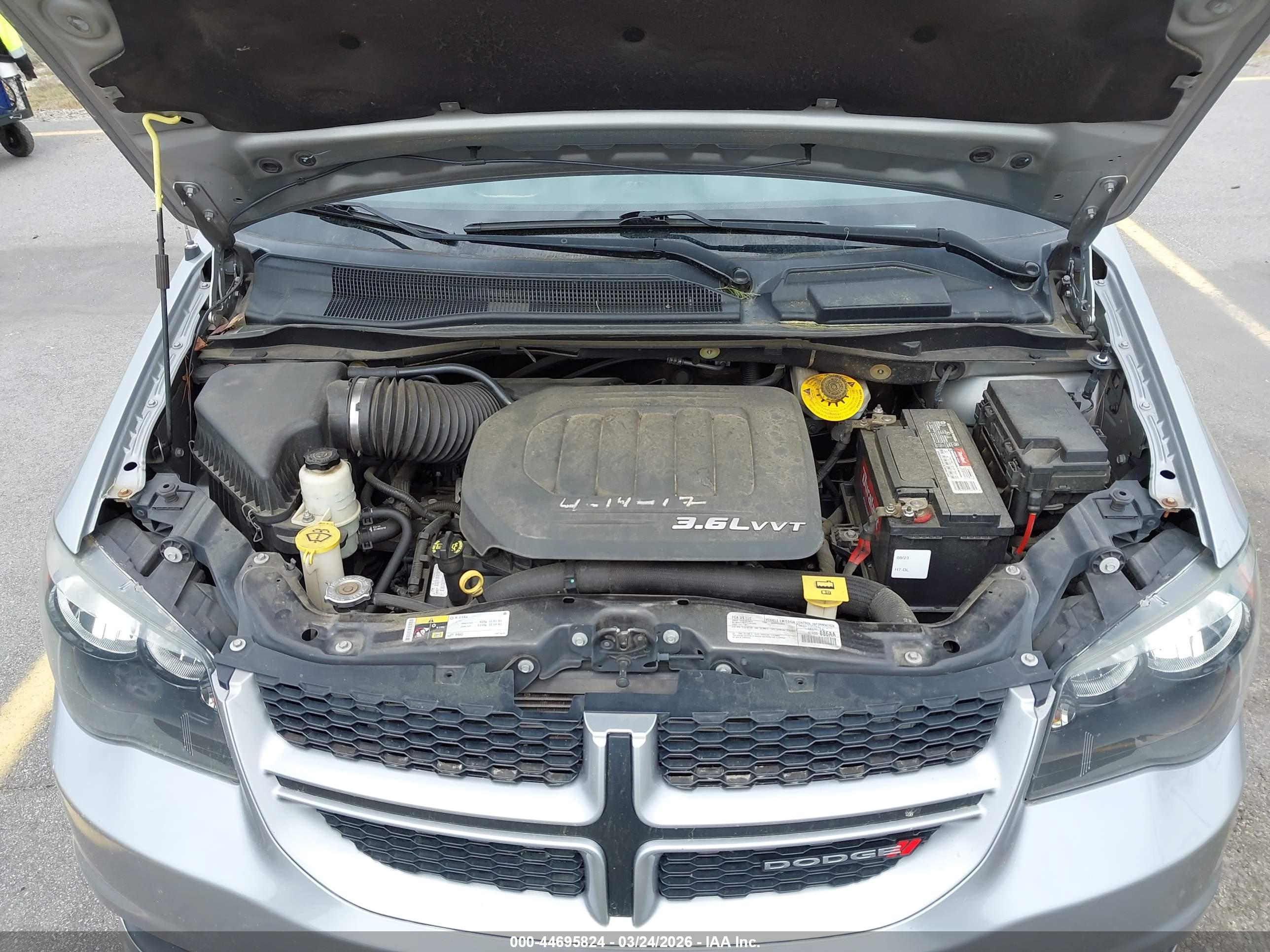 DODGE GRAND image 10