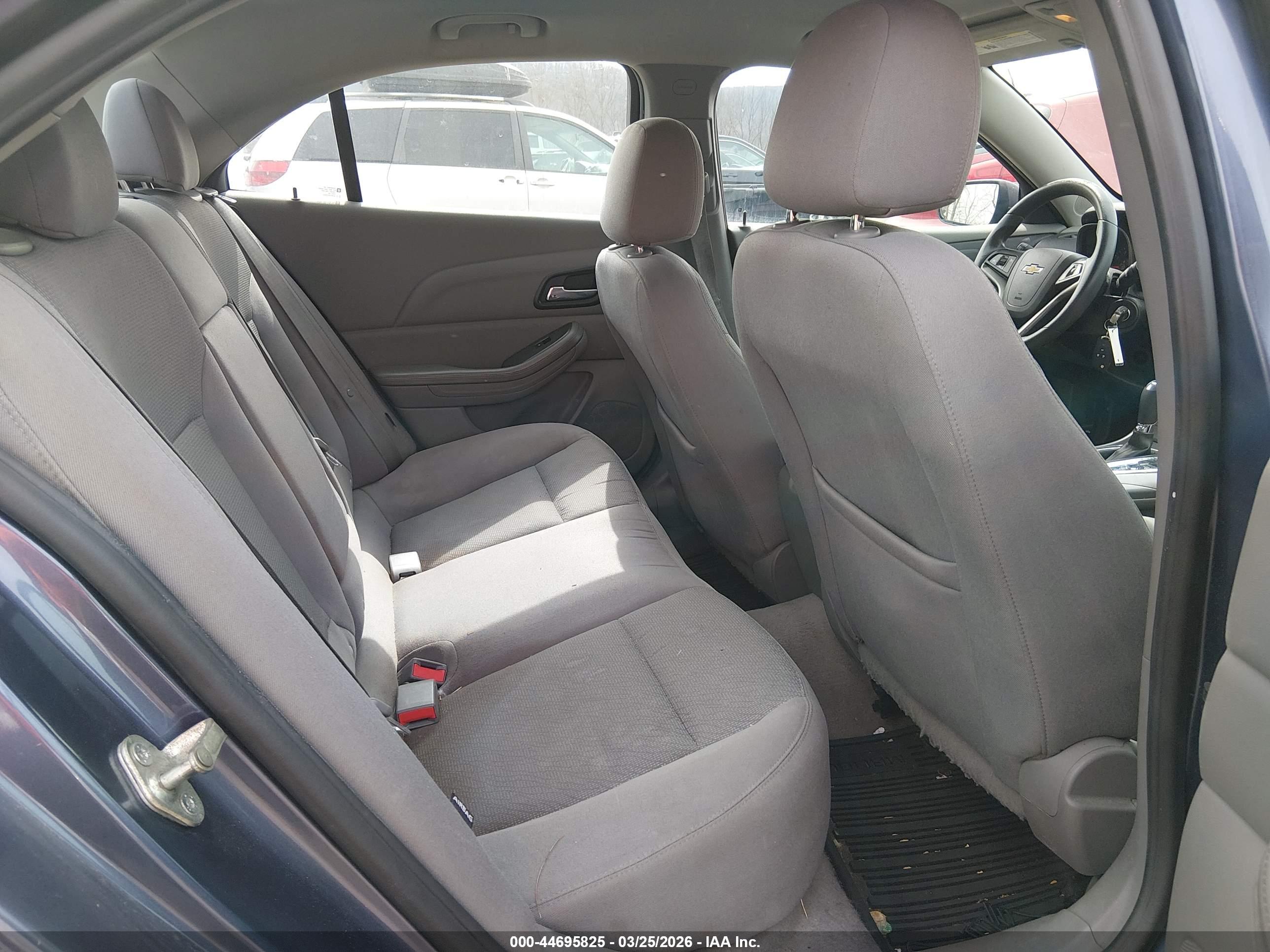 CHEVROLET MALIBU image 8