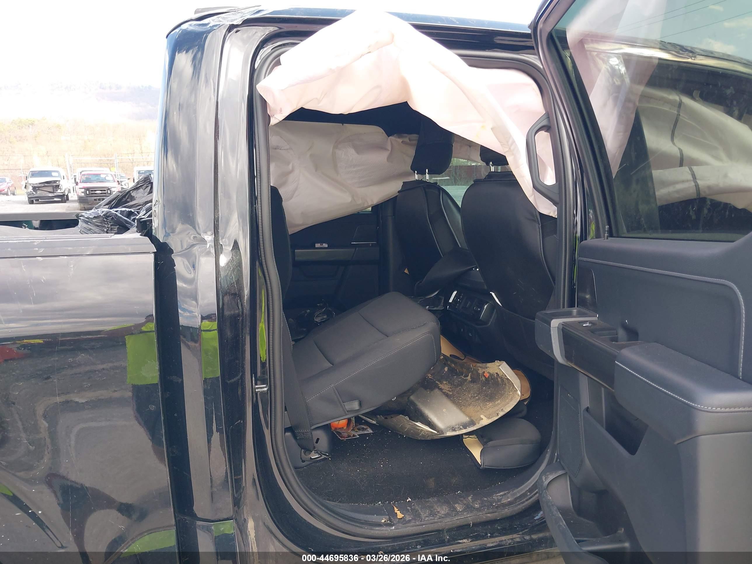 FORD F-150 image 8