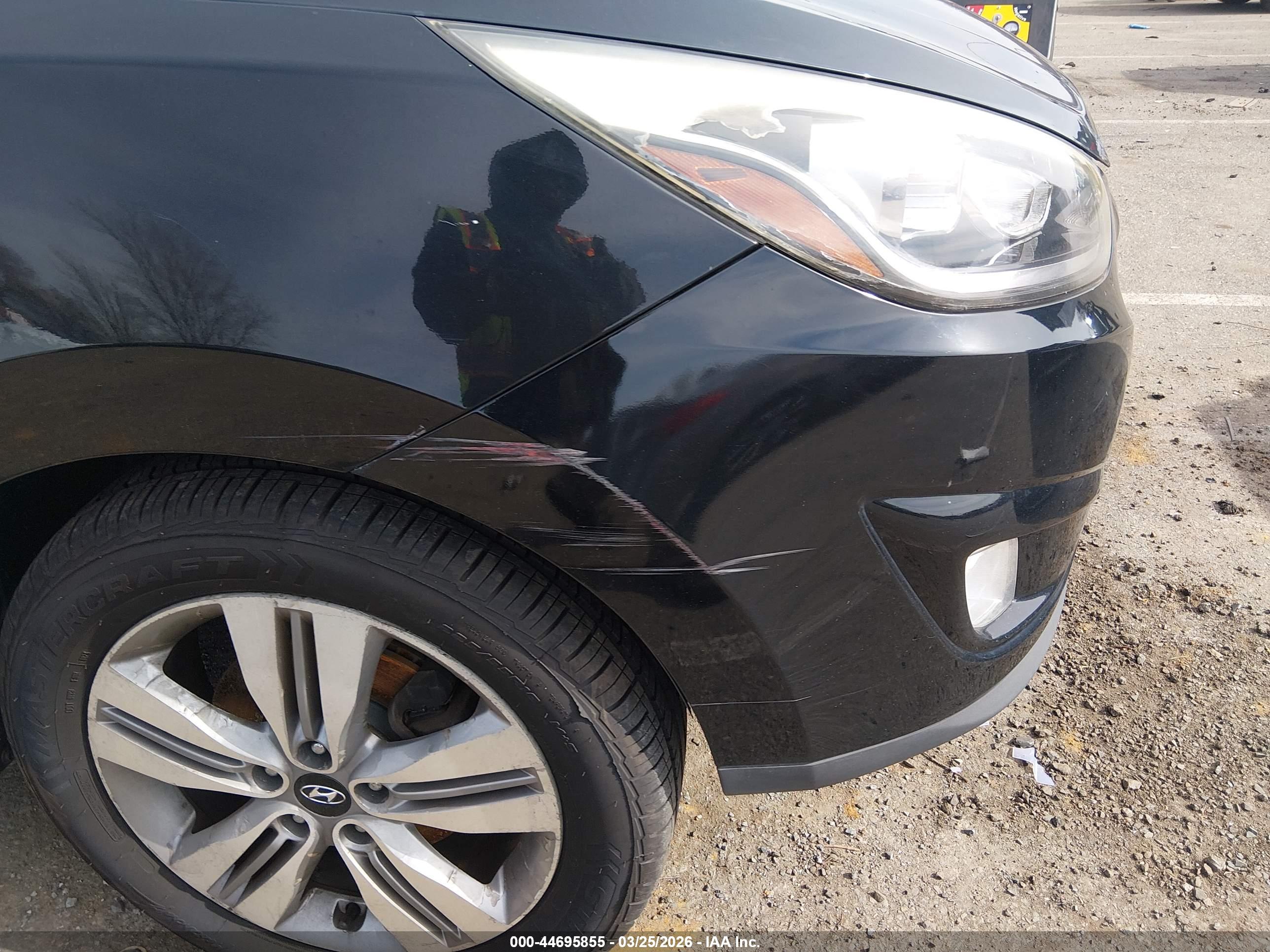 HYUNDAI TUCSON image 6