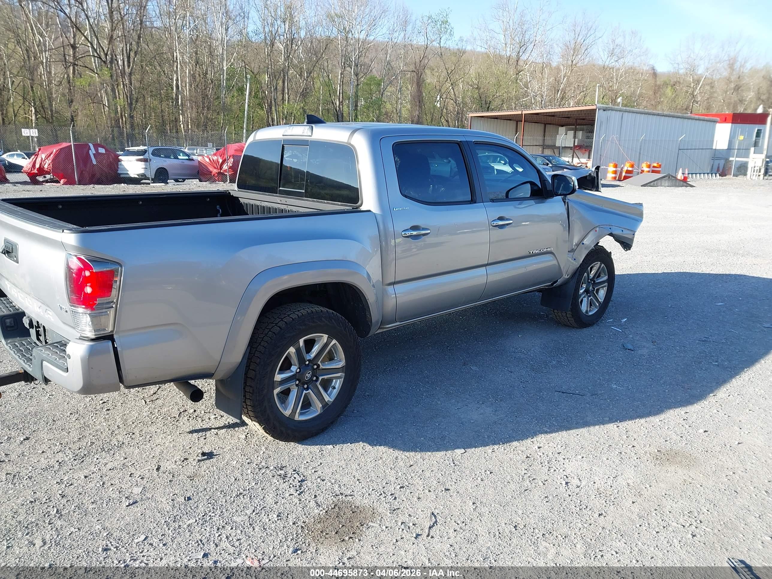 TOYOTA TACOMA image 4