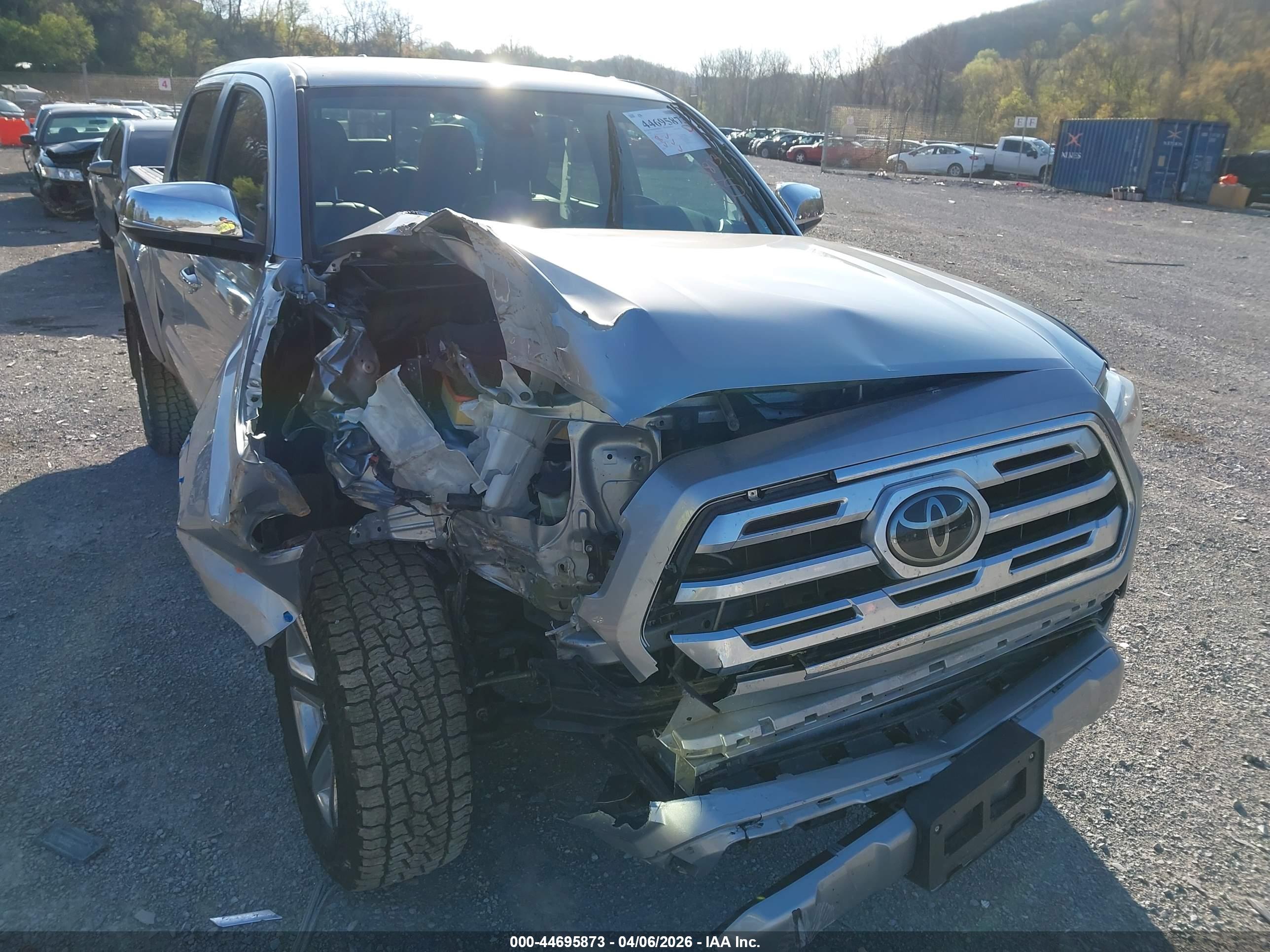 TOYOTA TACOMA image 6