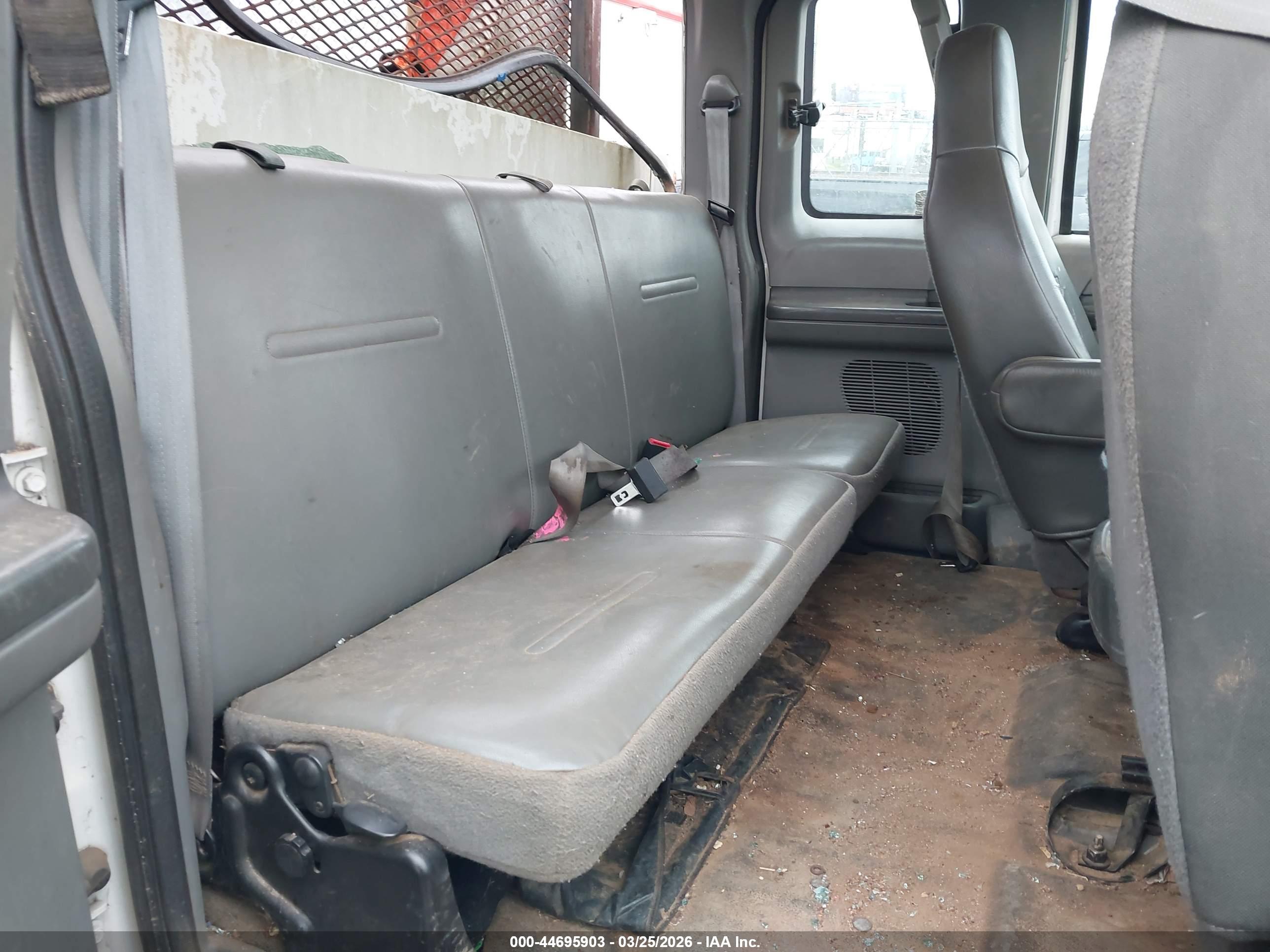 FORD F-250 image 8
