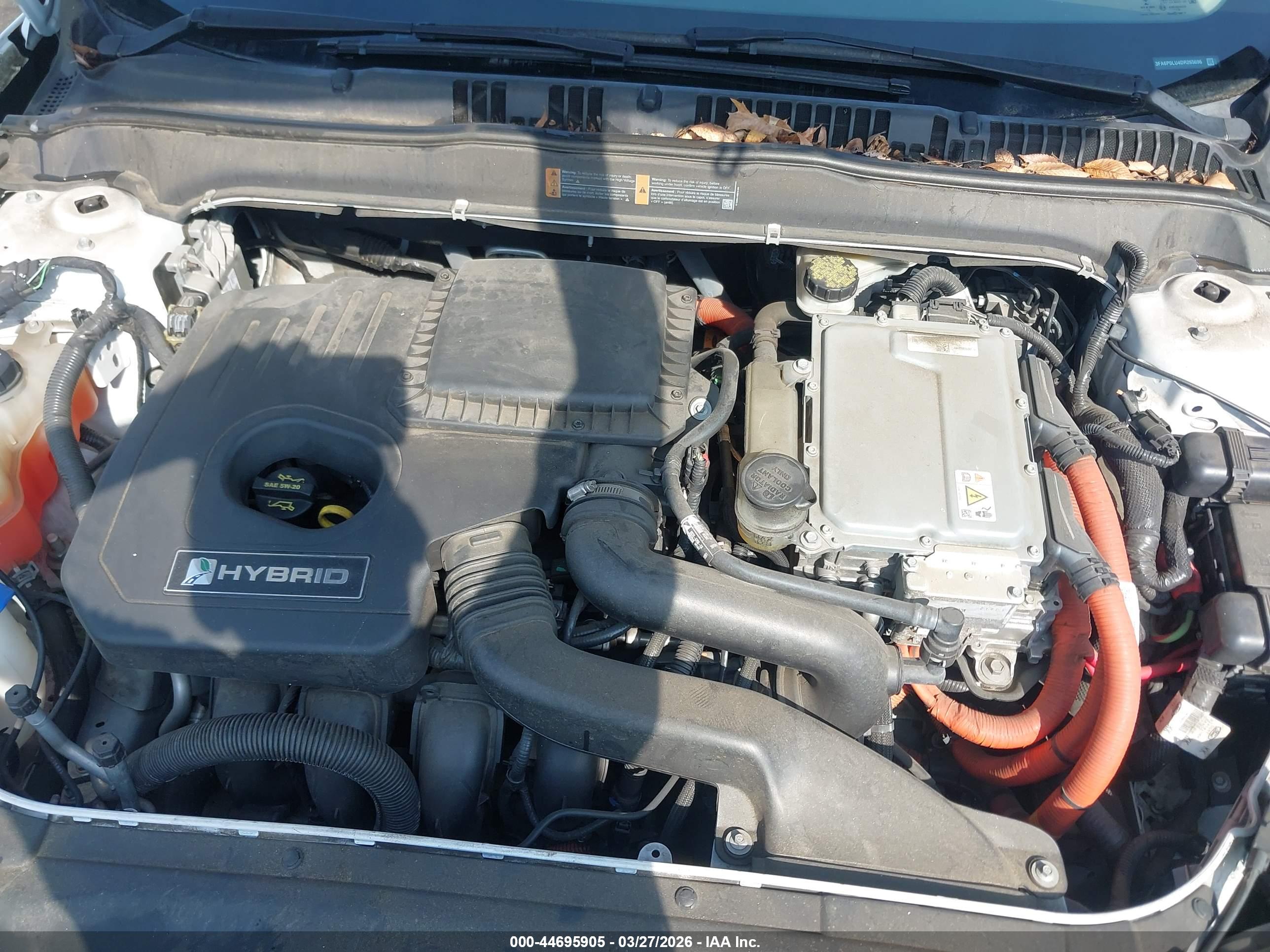 FORD FUSION image 10