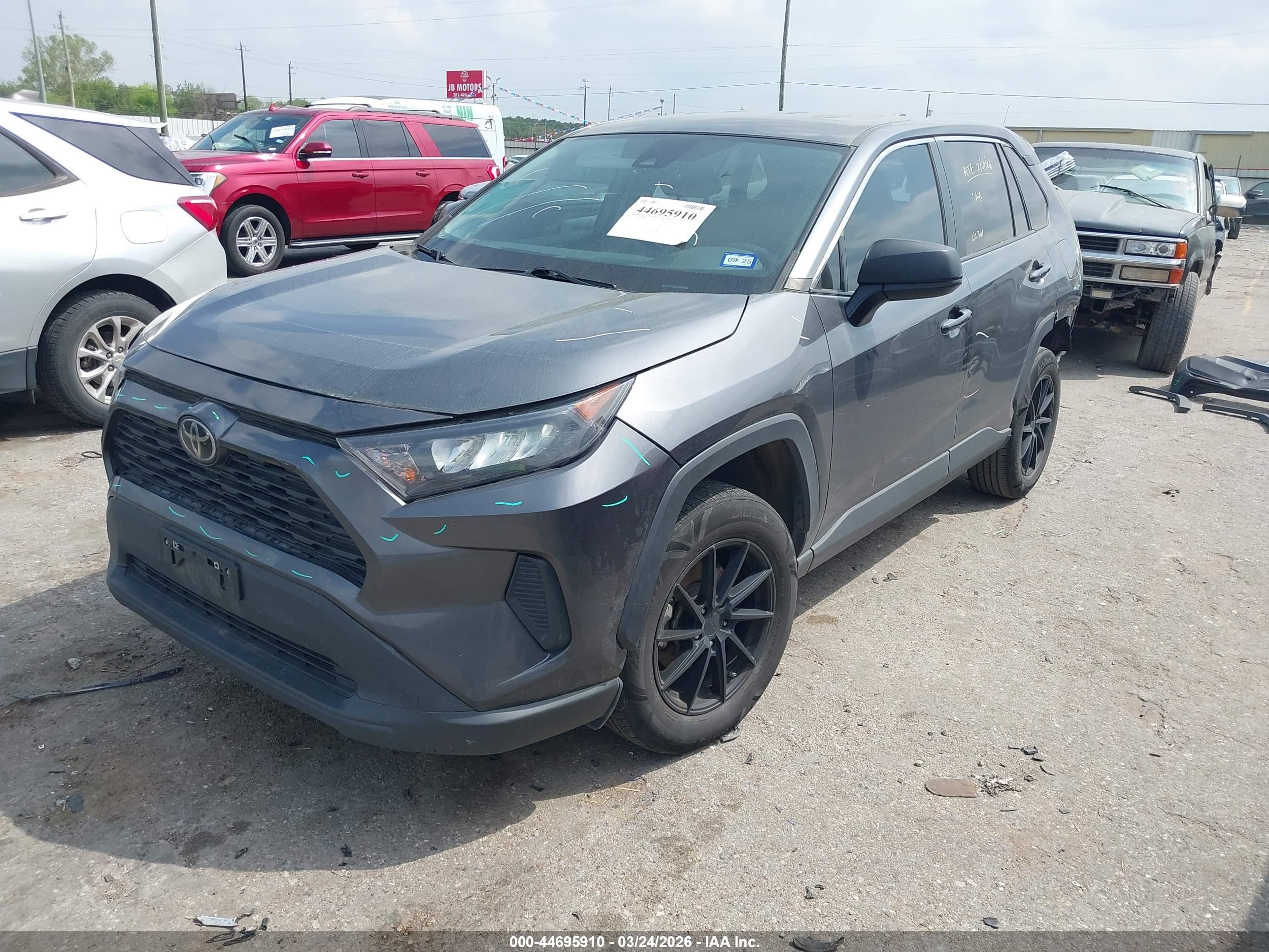 TOYOTA RAV4 image 2