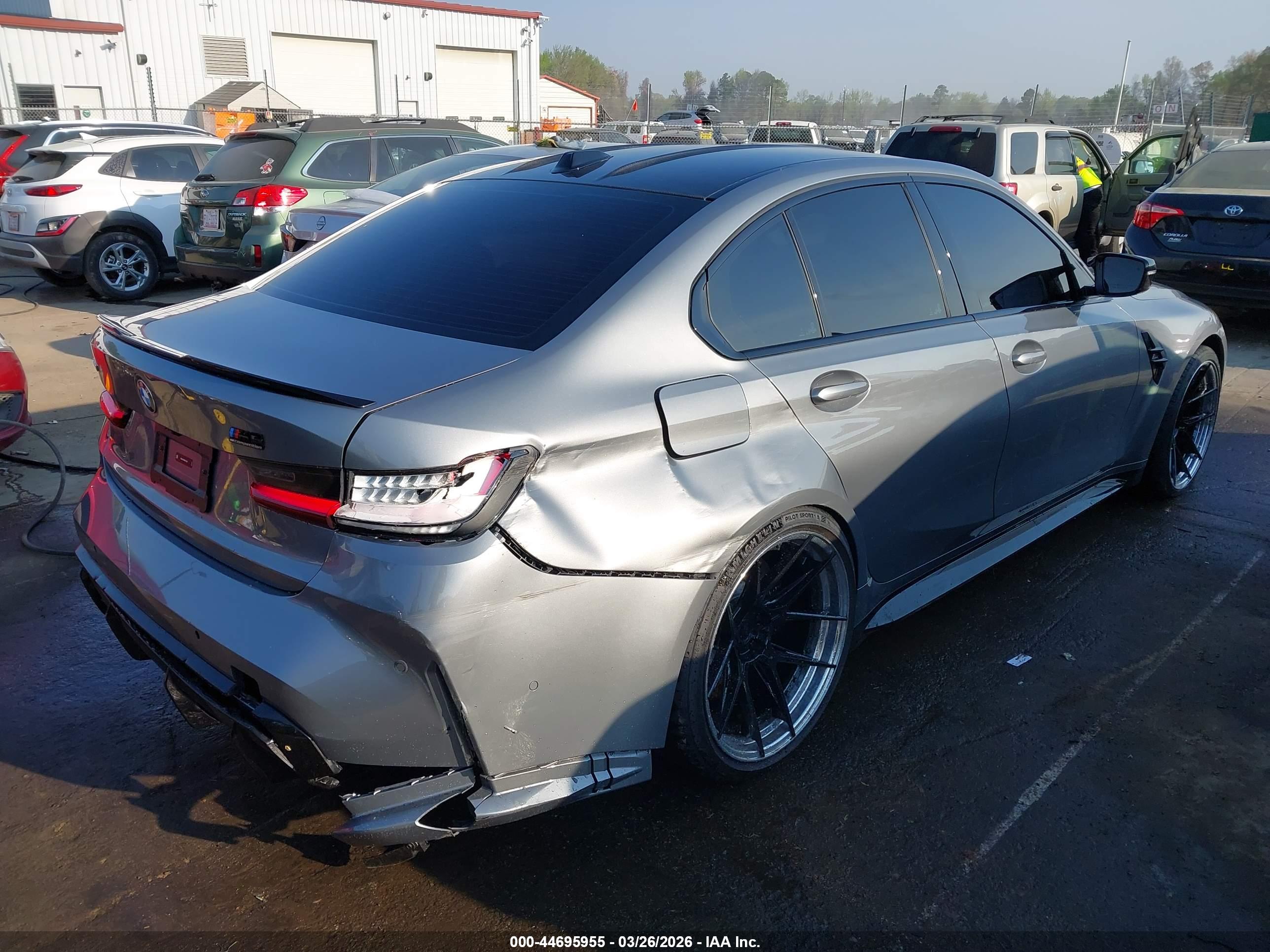 BMW M3 image 4