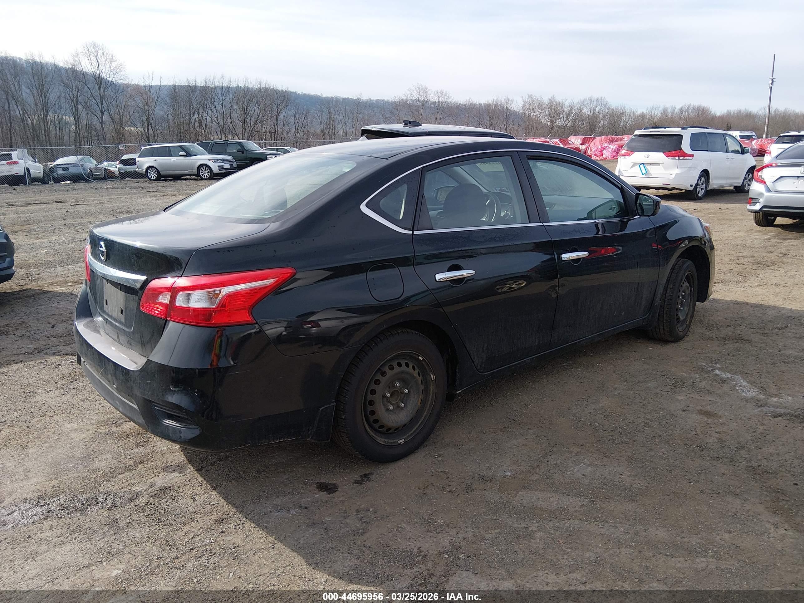 NISSAN SENTRA image 4