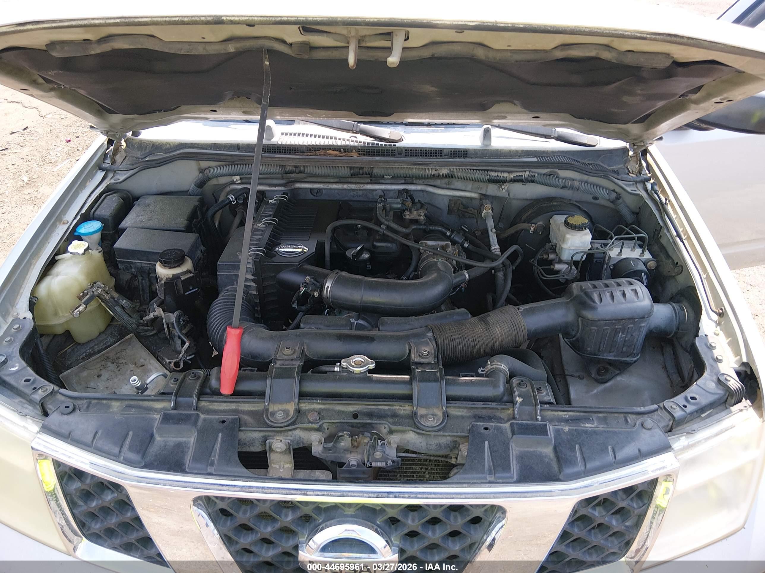 NISSAN FRONTIER image 10