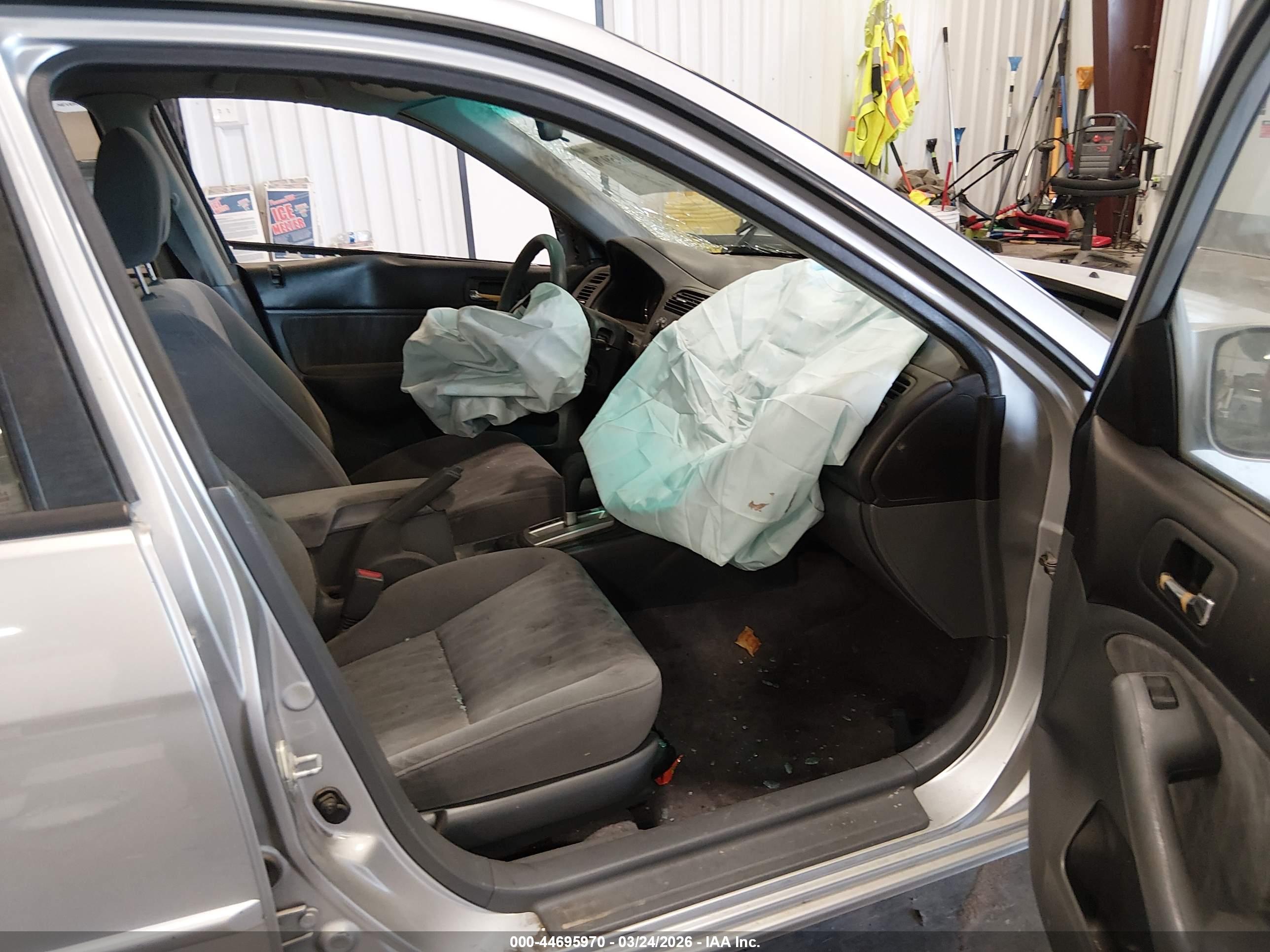HONDA CIVIC image 5