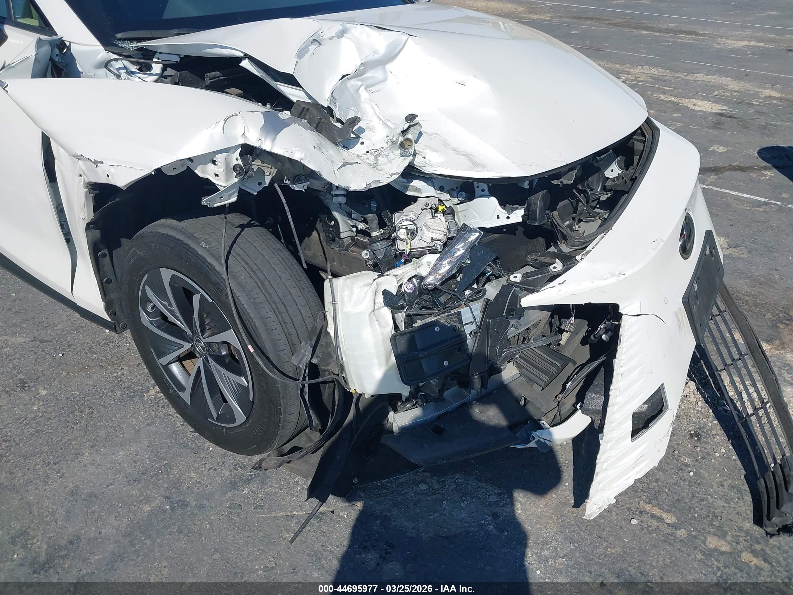 LEXUS RZ image 6