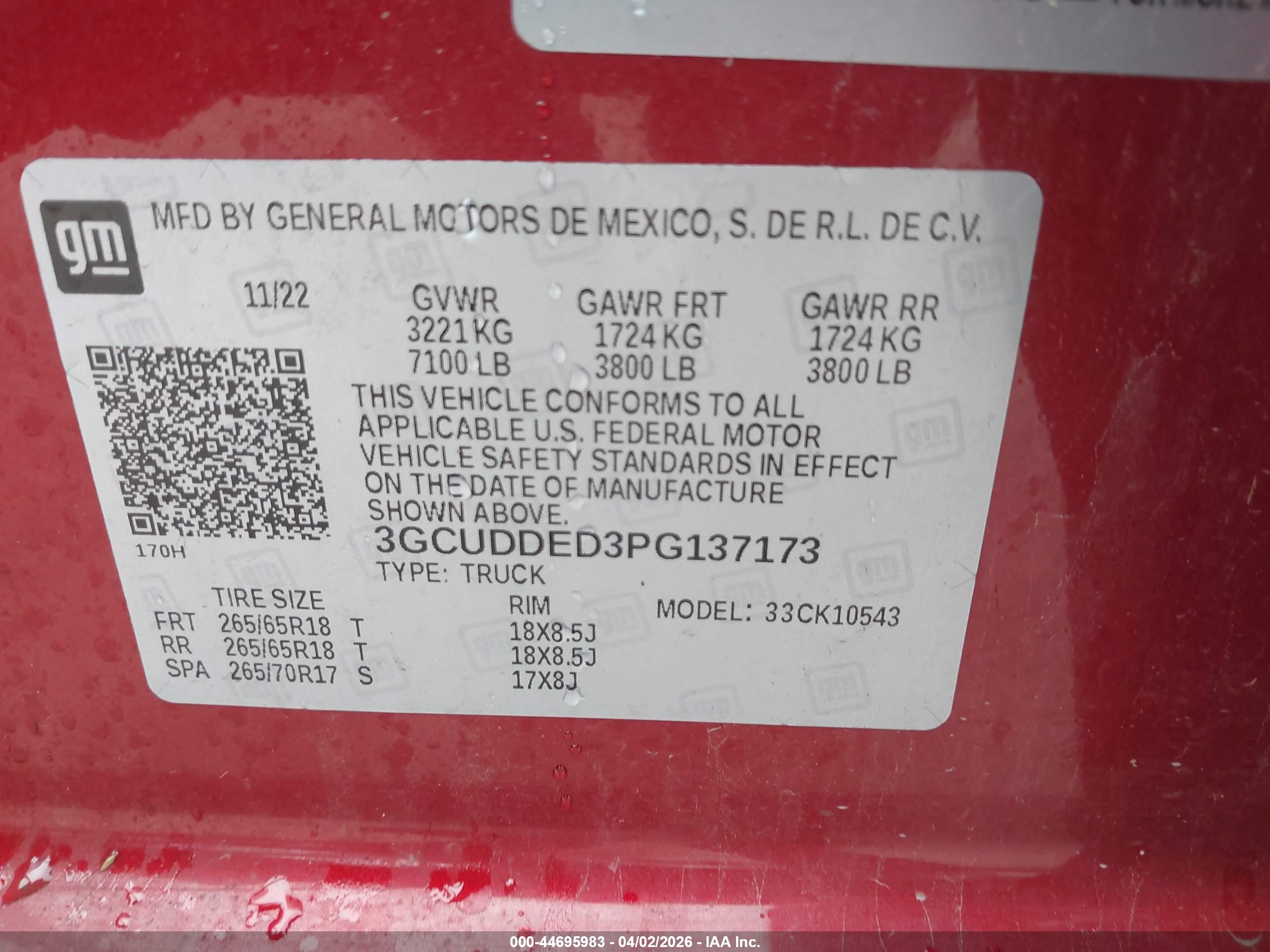 CHEVROLET SILVERADO image 9