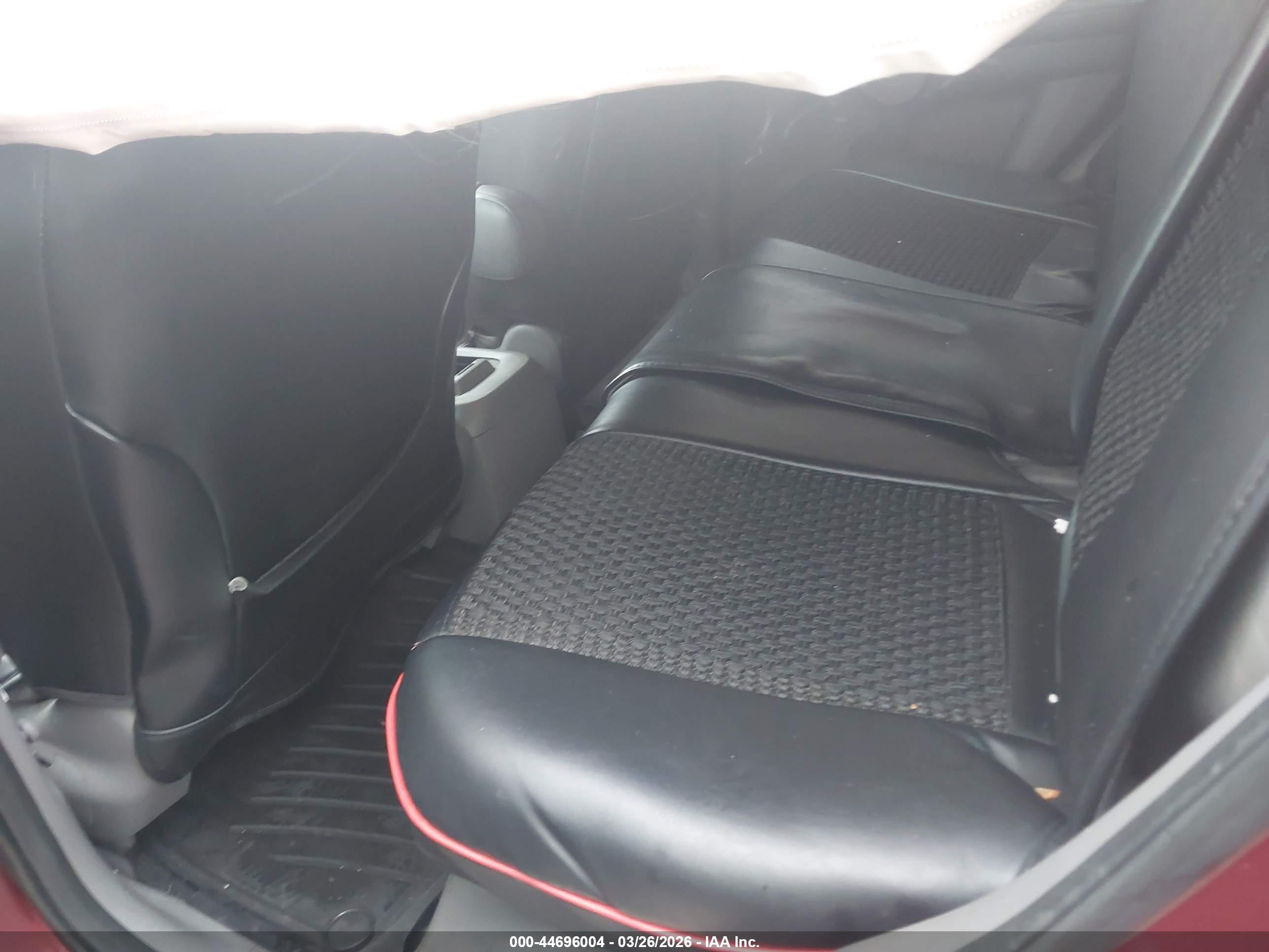HONDA CR-V image 8