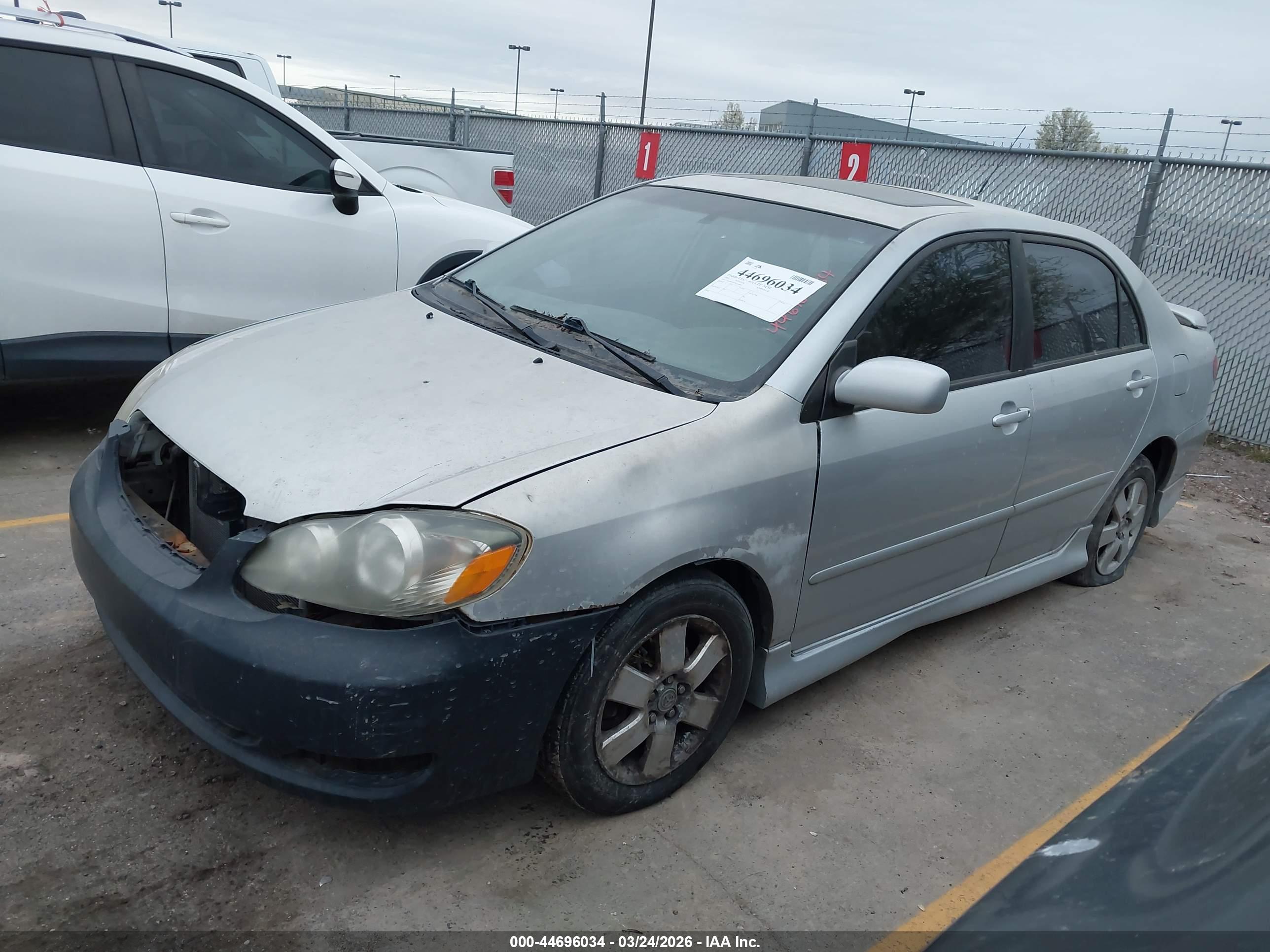 TOYOTA COROLLA image 2
