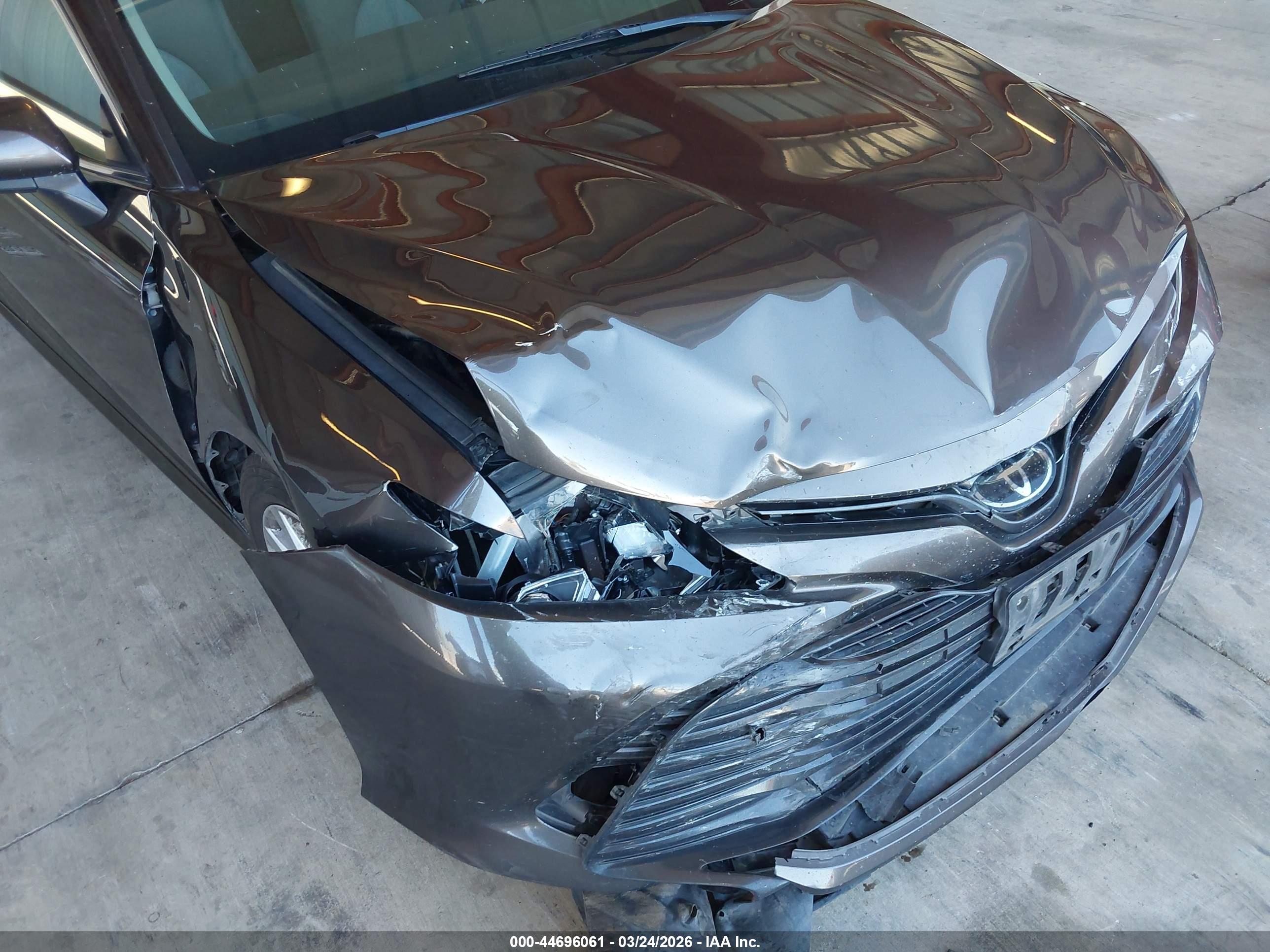 TOYOTA CAMRY image 6