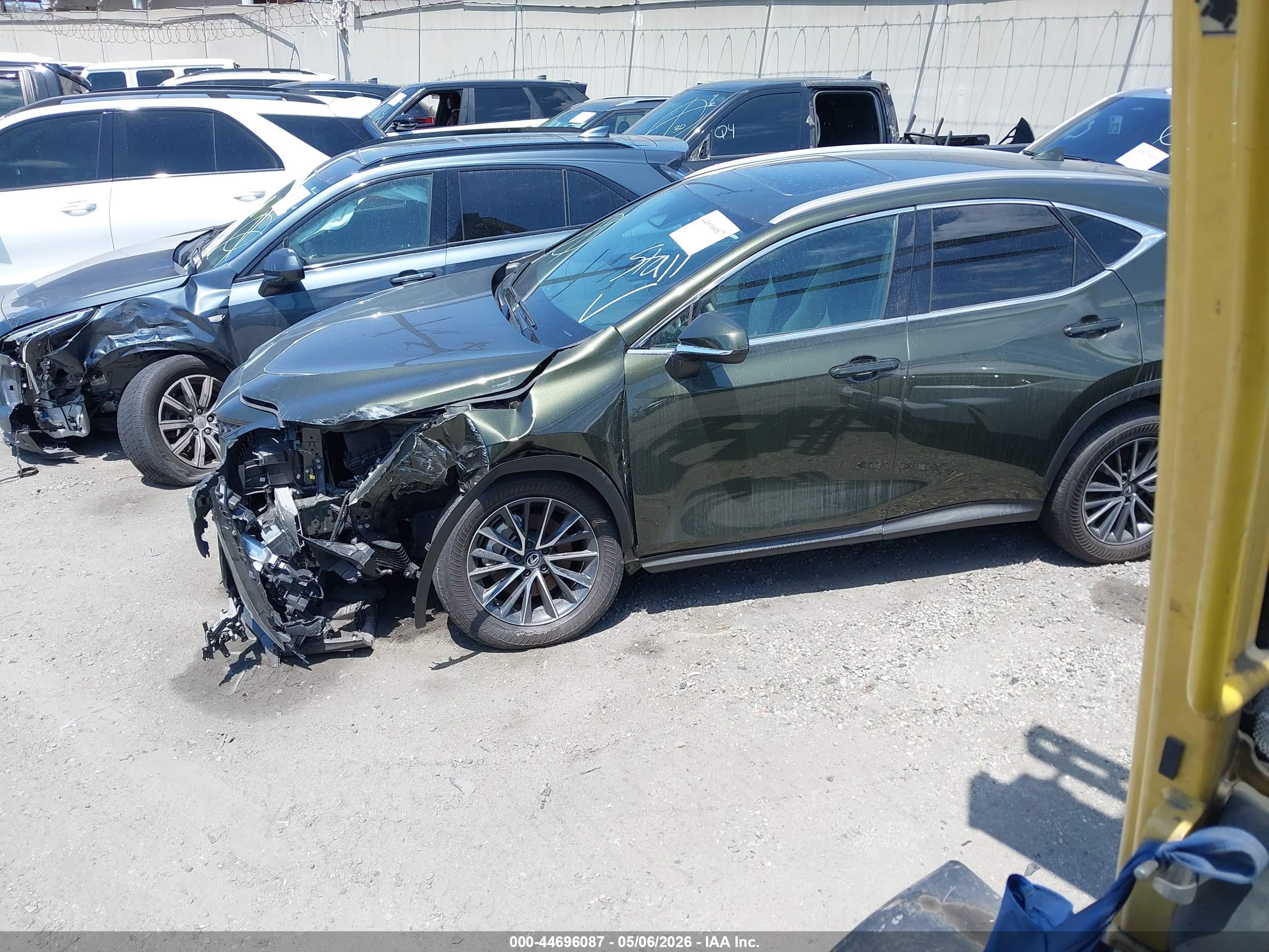 LEXUS NX image 2