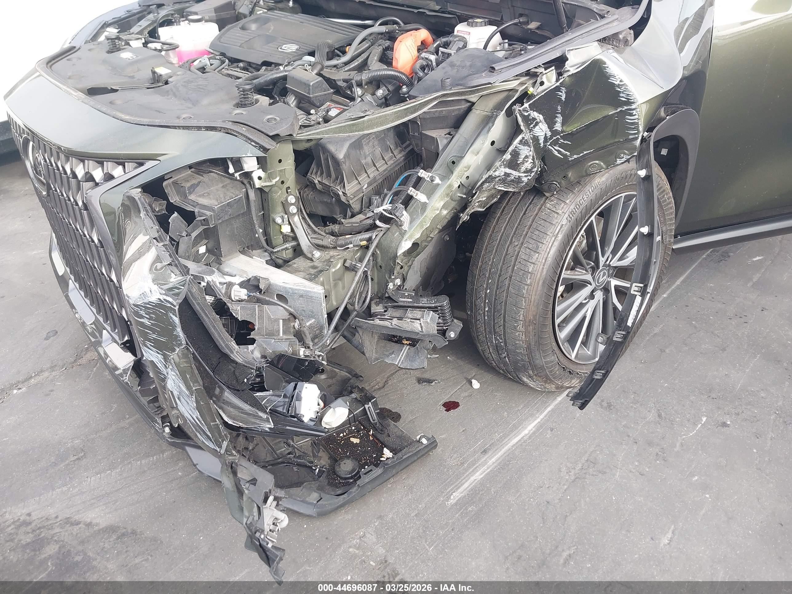 LEXUS NX image 6