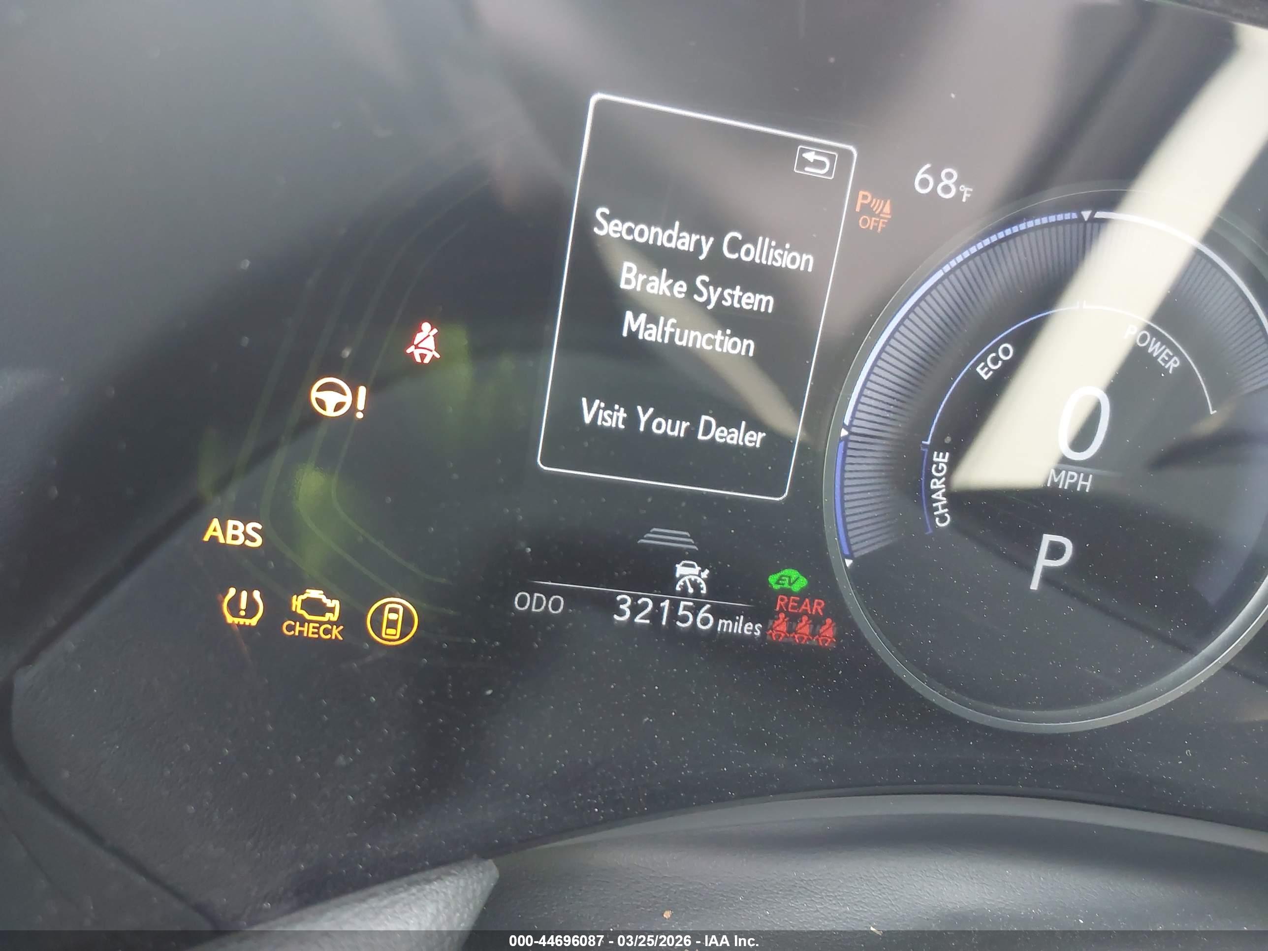 LEXUS NX image 7