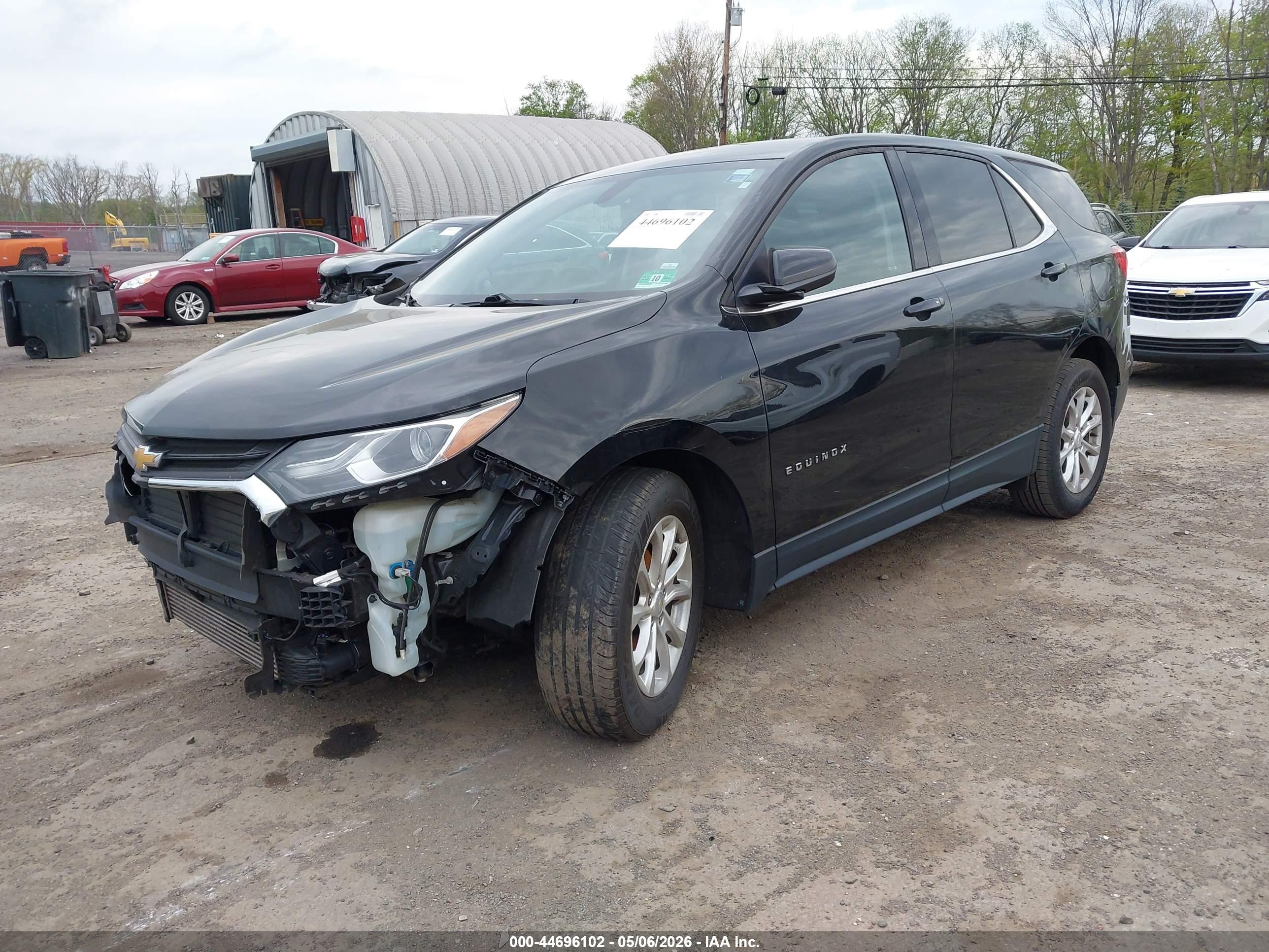 CHEVROLET EQUINOX image 2