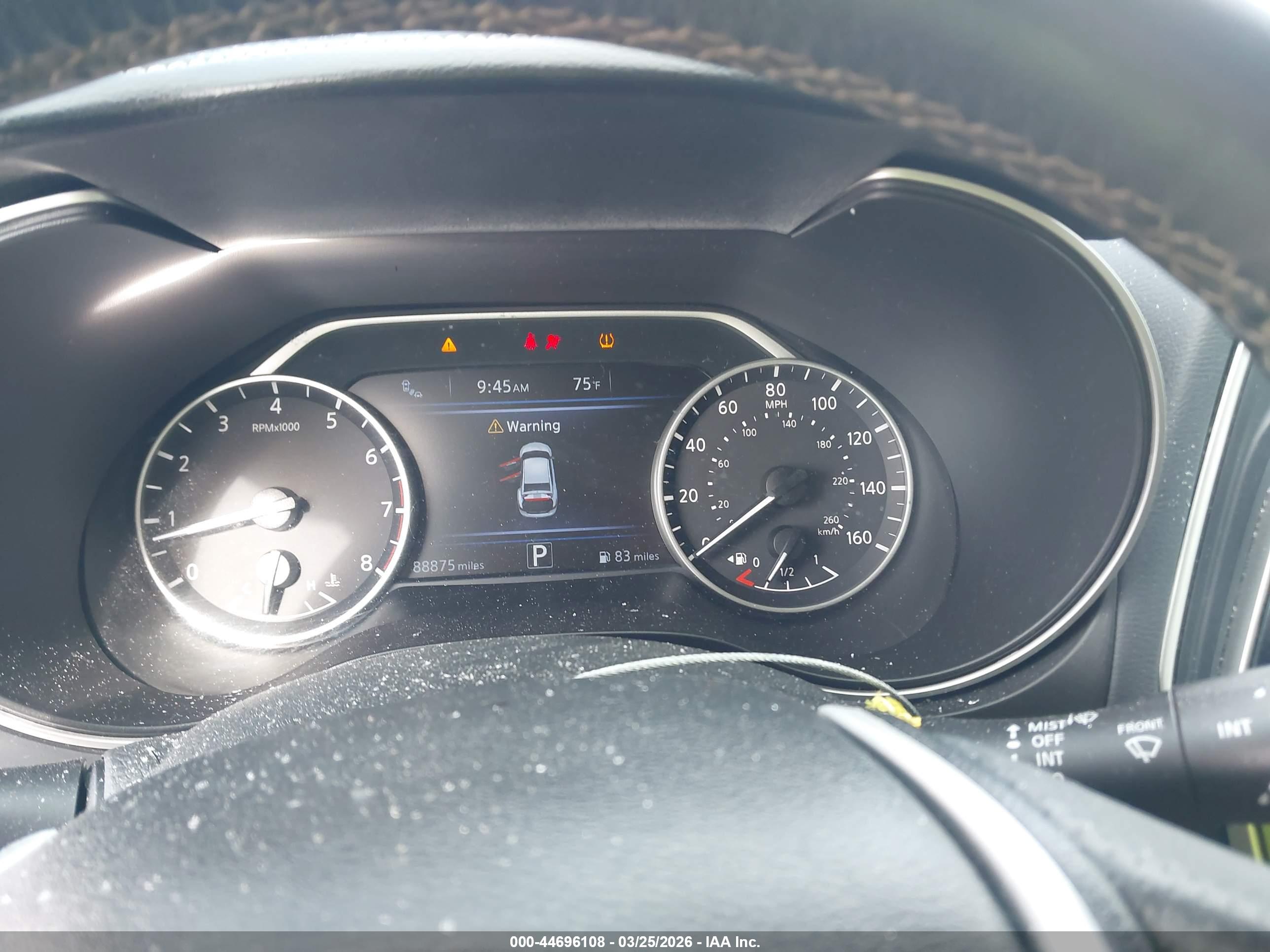 NISSAN MAXIMA image 7