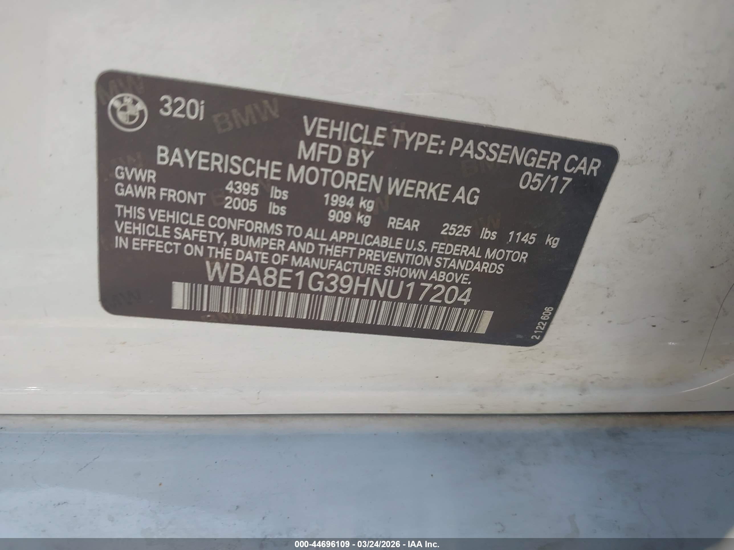 BMW 320I image 9