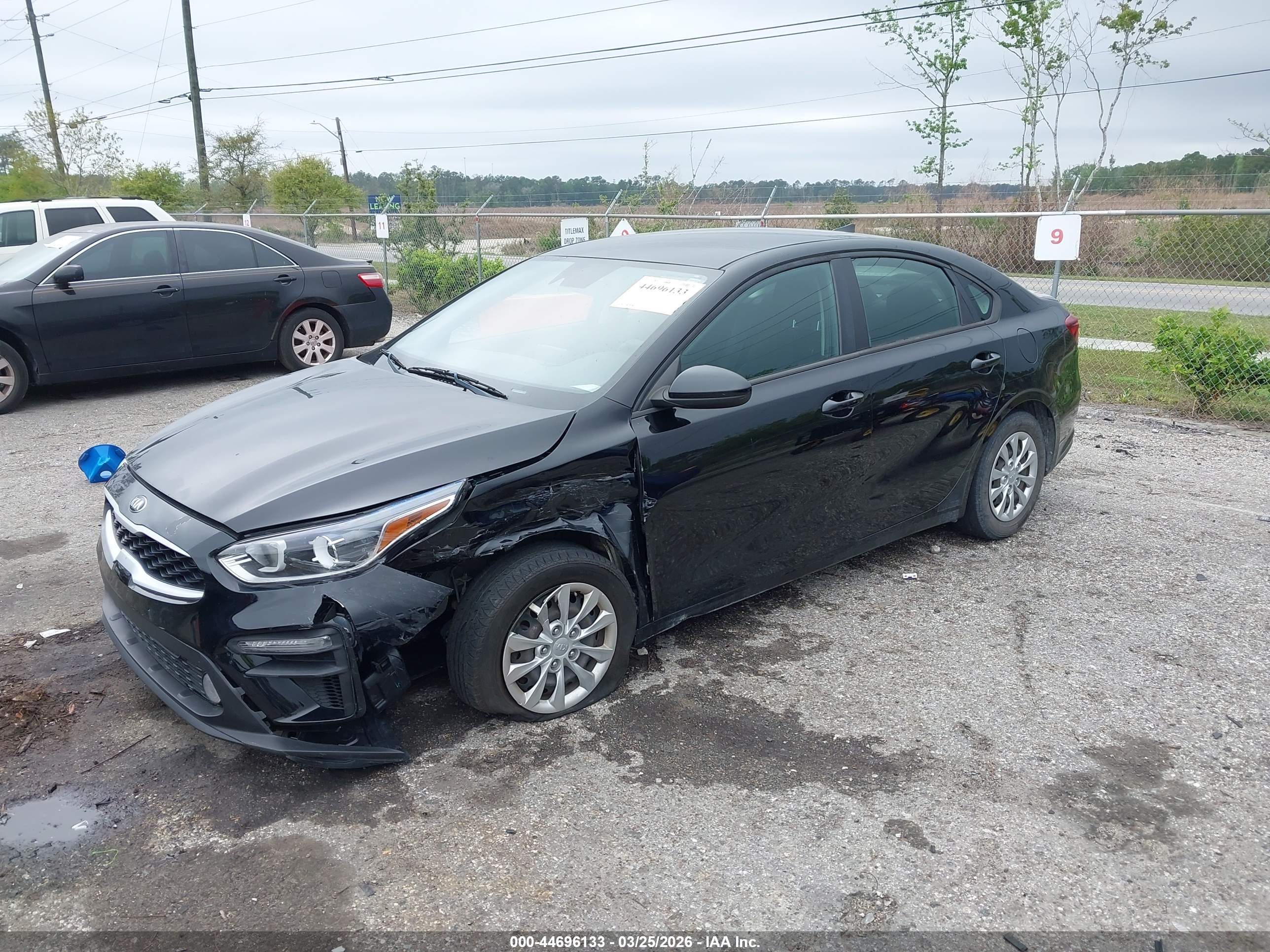 KIA FORTE image 2