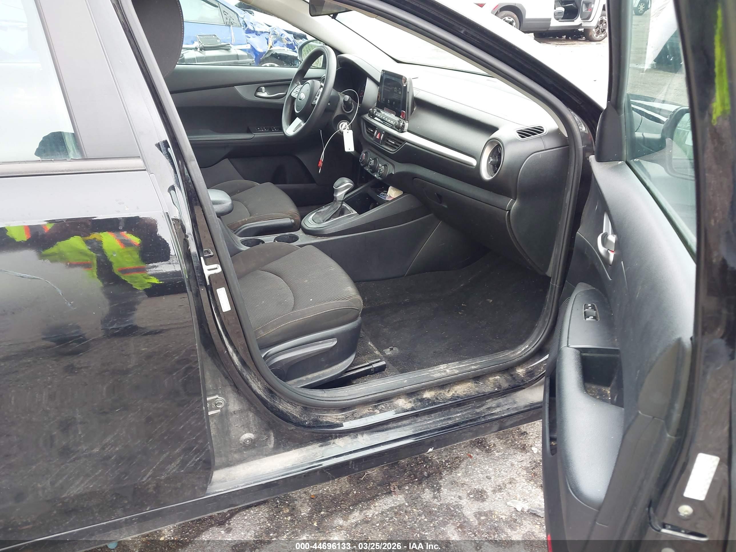 KIA FORTE image 5