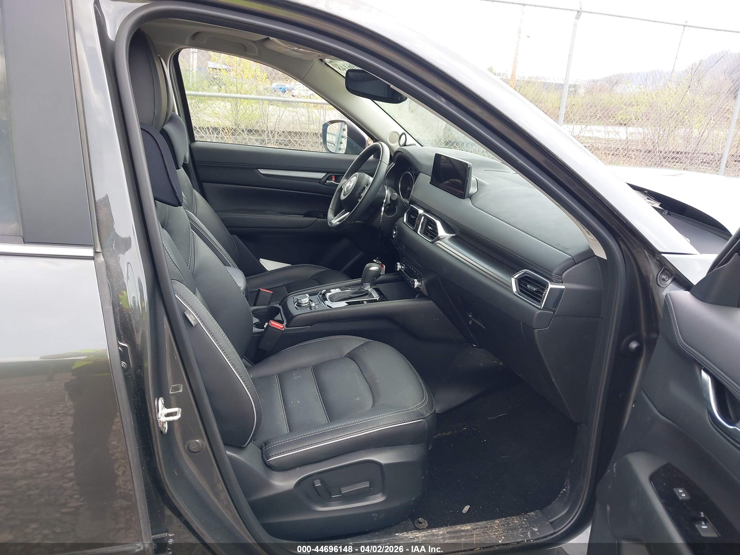 MAZDA CX-5 image 5