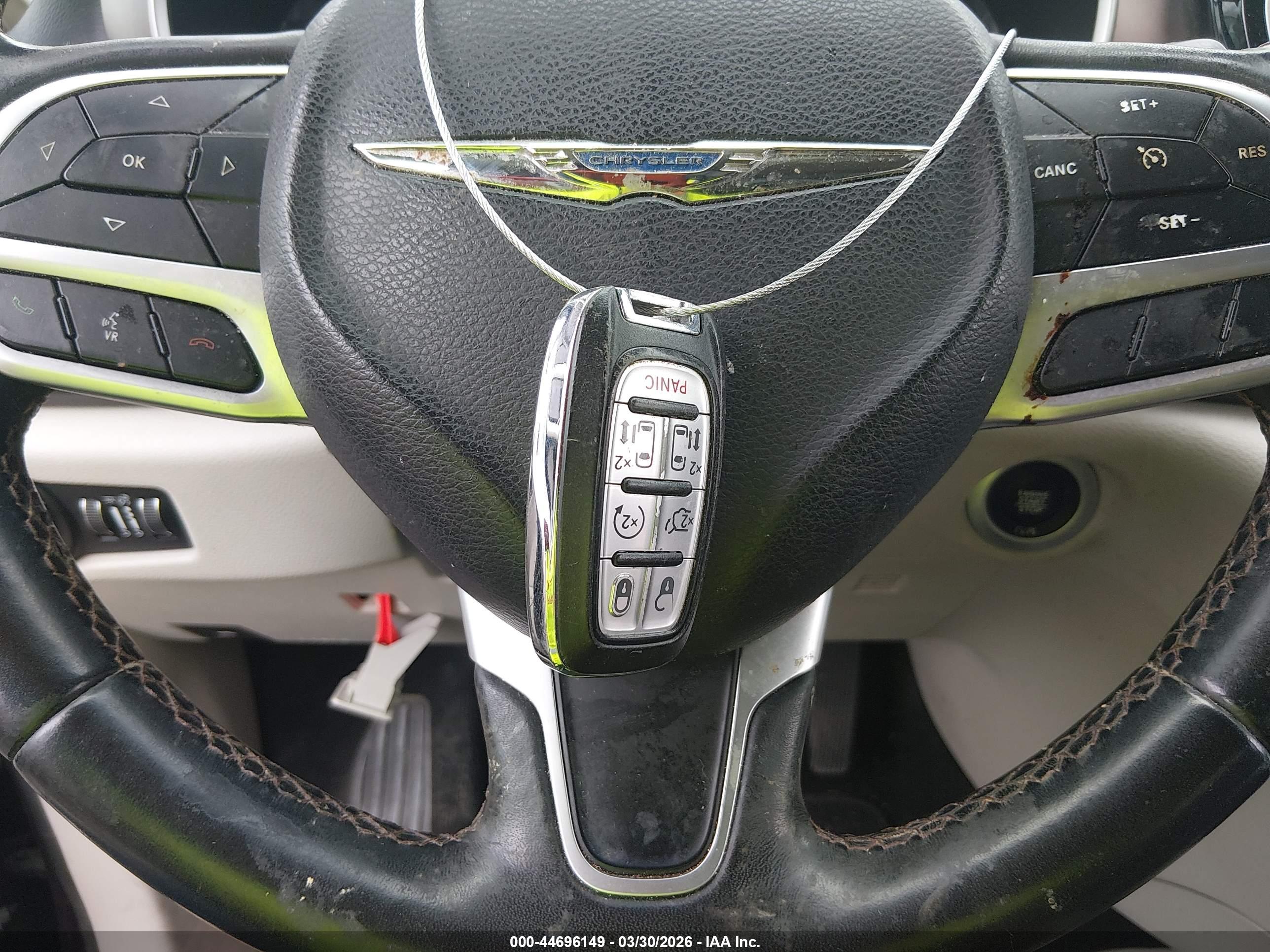 CHRYSLER PACIFICA image 11