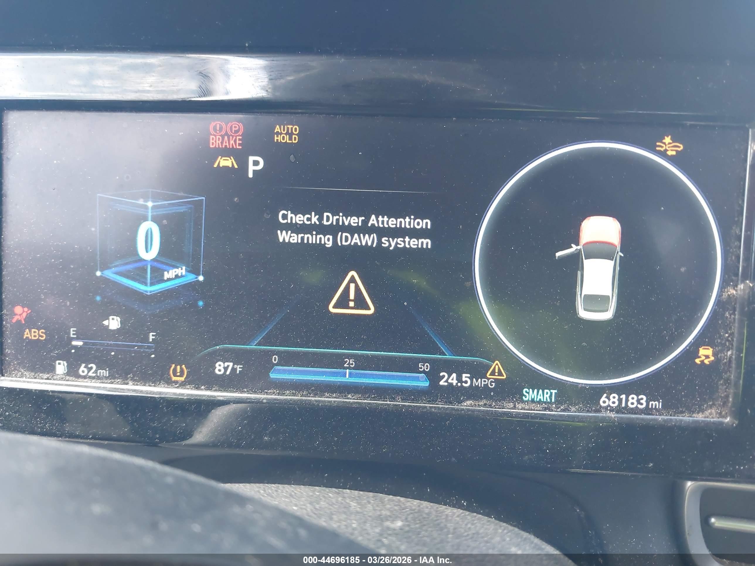 HYUNDAI ELANTRA image 7