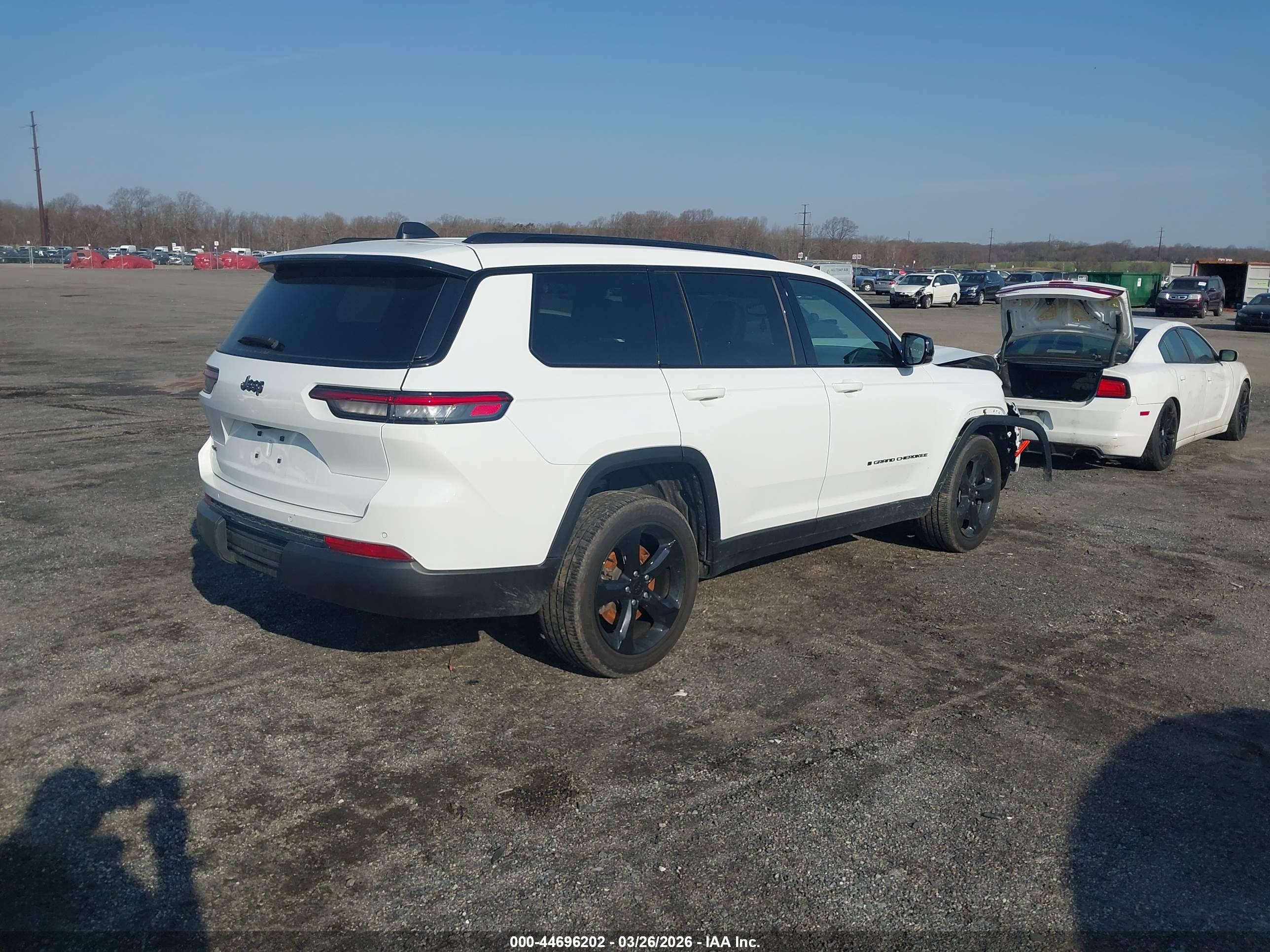 JEEP GRAND image 4
