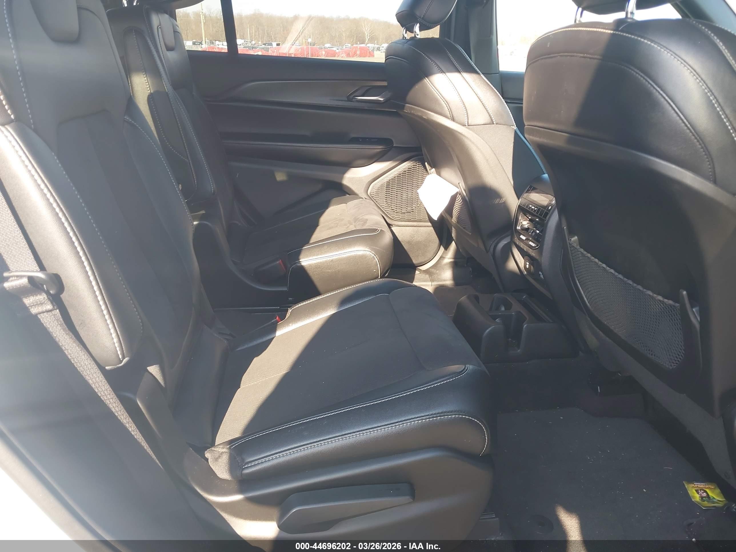 JEEP GRAND image 8