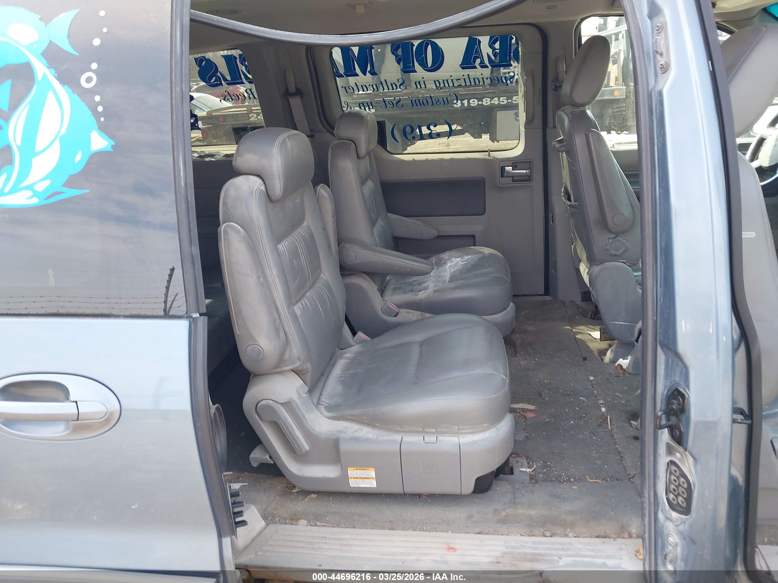 FORD FREESTAR image 8