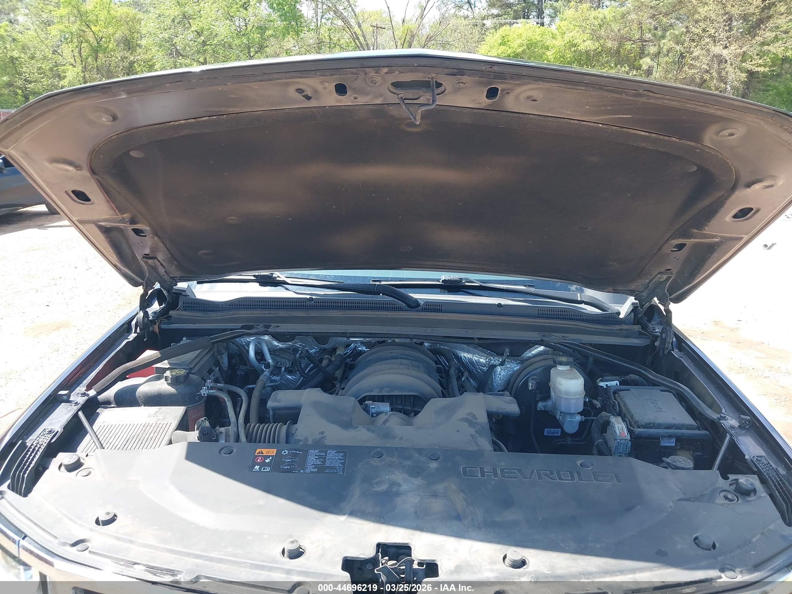 CHEVROLET TAHOE image 10