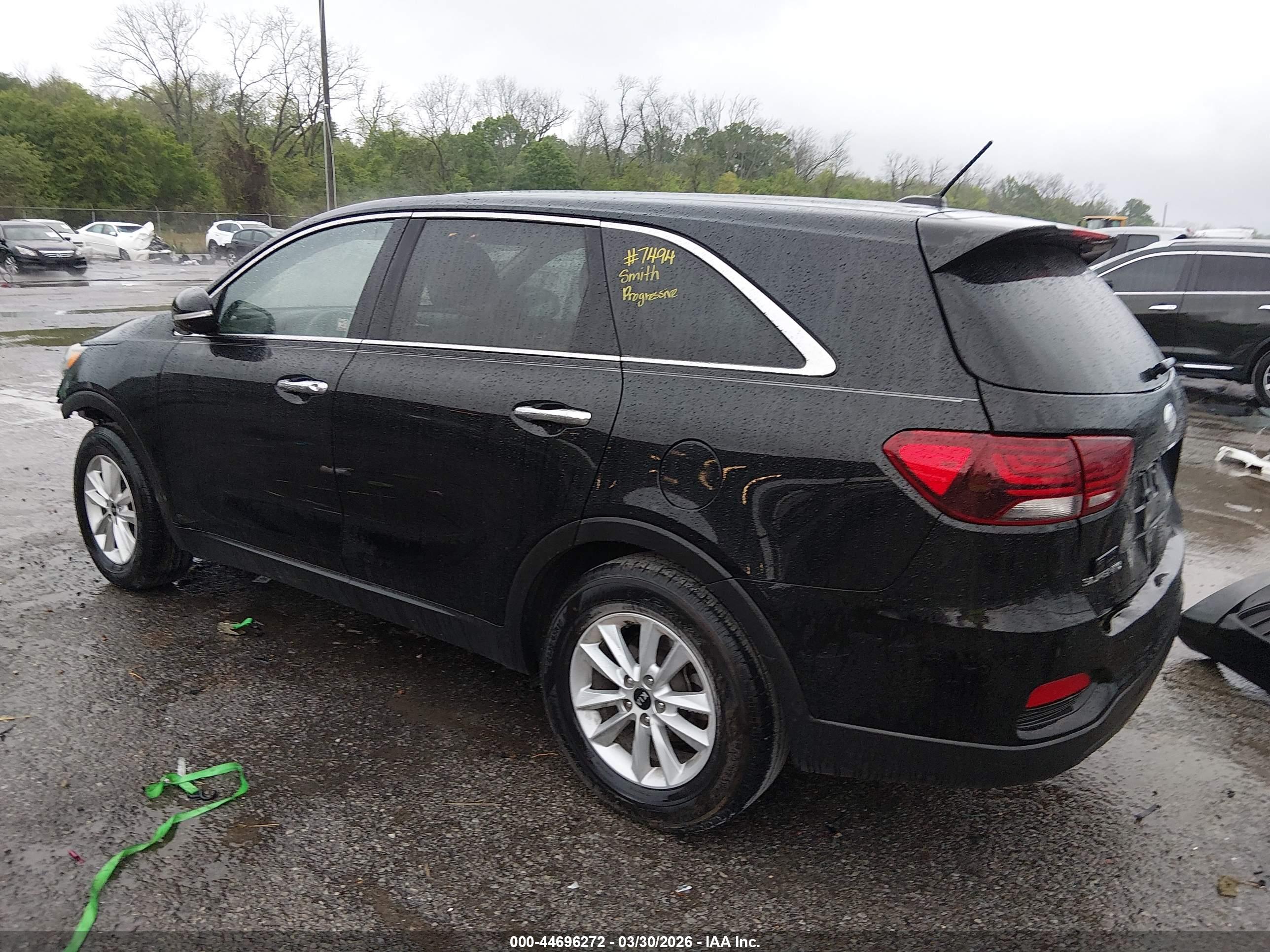 KIA SORENTO image 3
