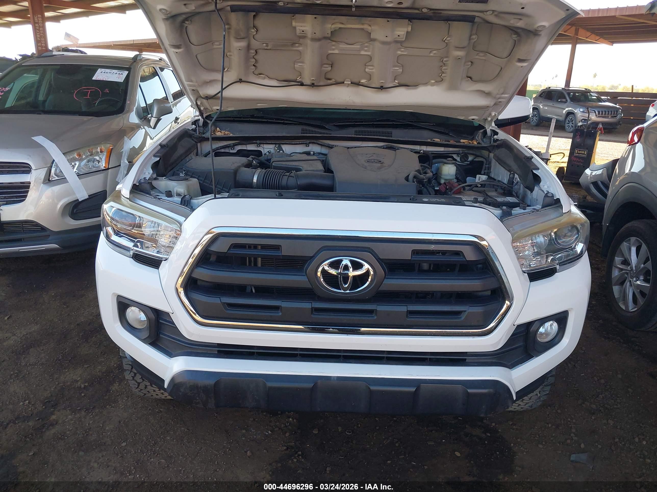 TOYOTA TACOMA image 10