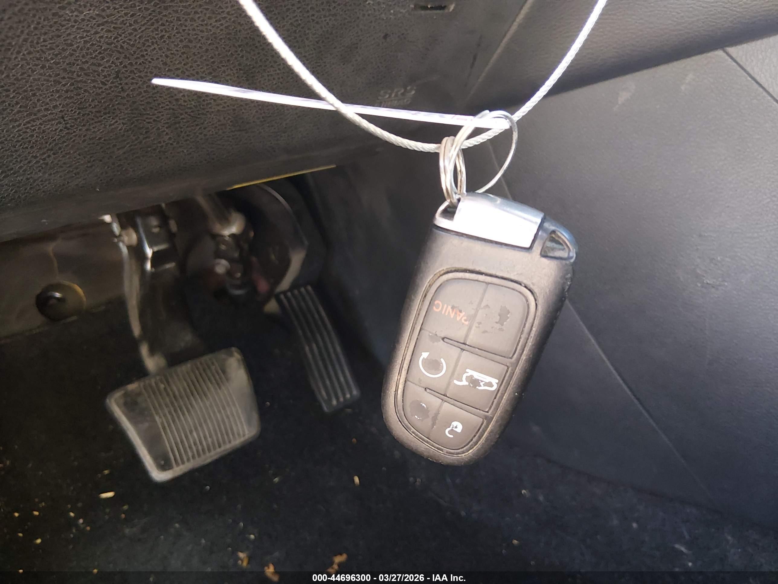 JEEP CHEROKEE image 11