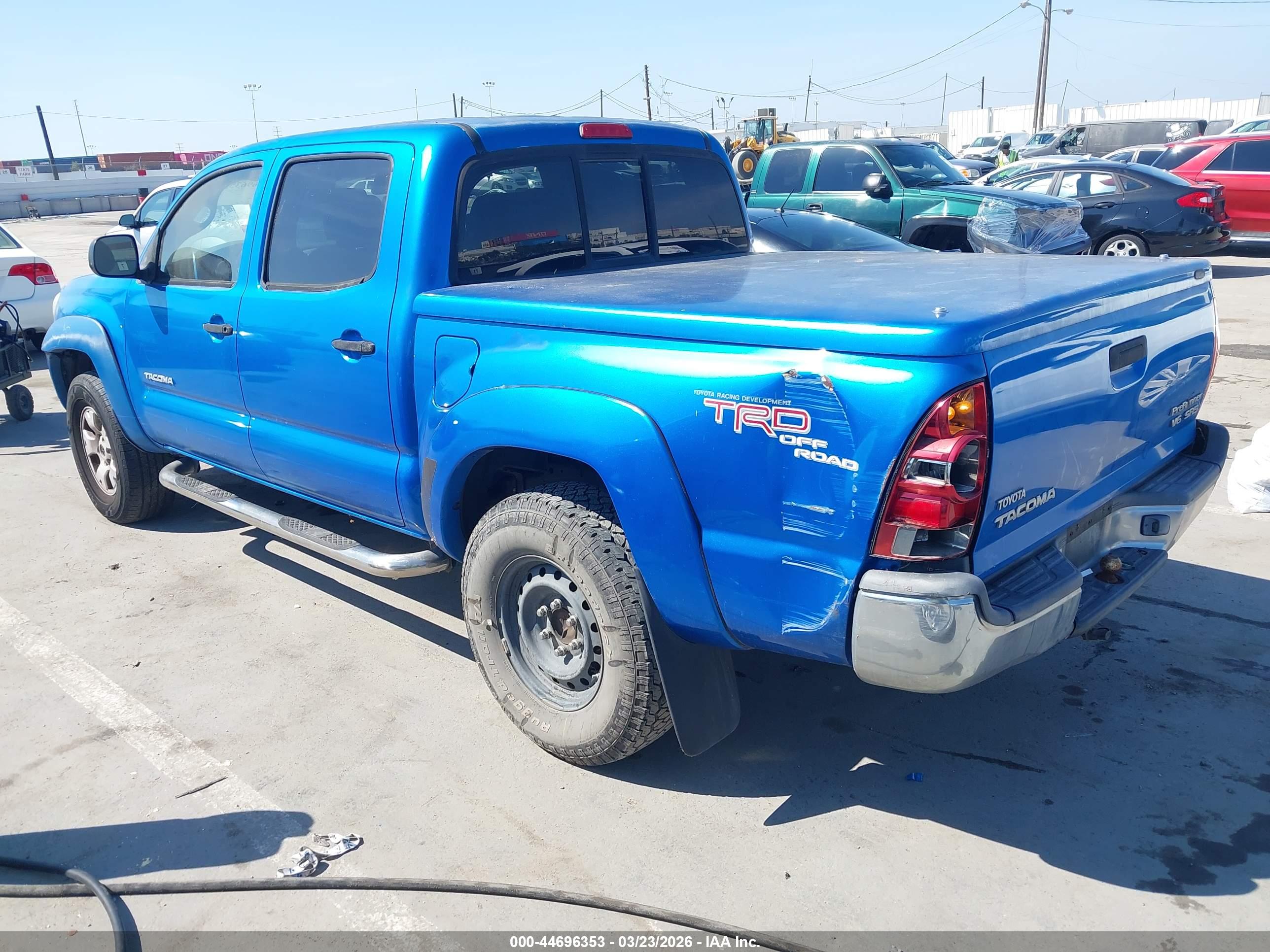 TOYOTA TACOMA image 3