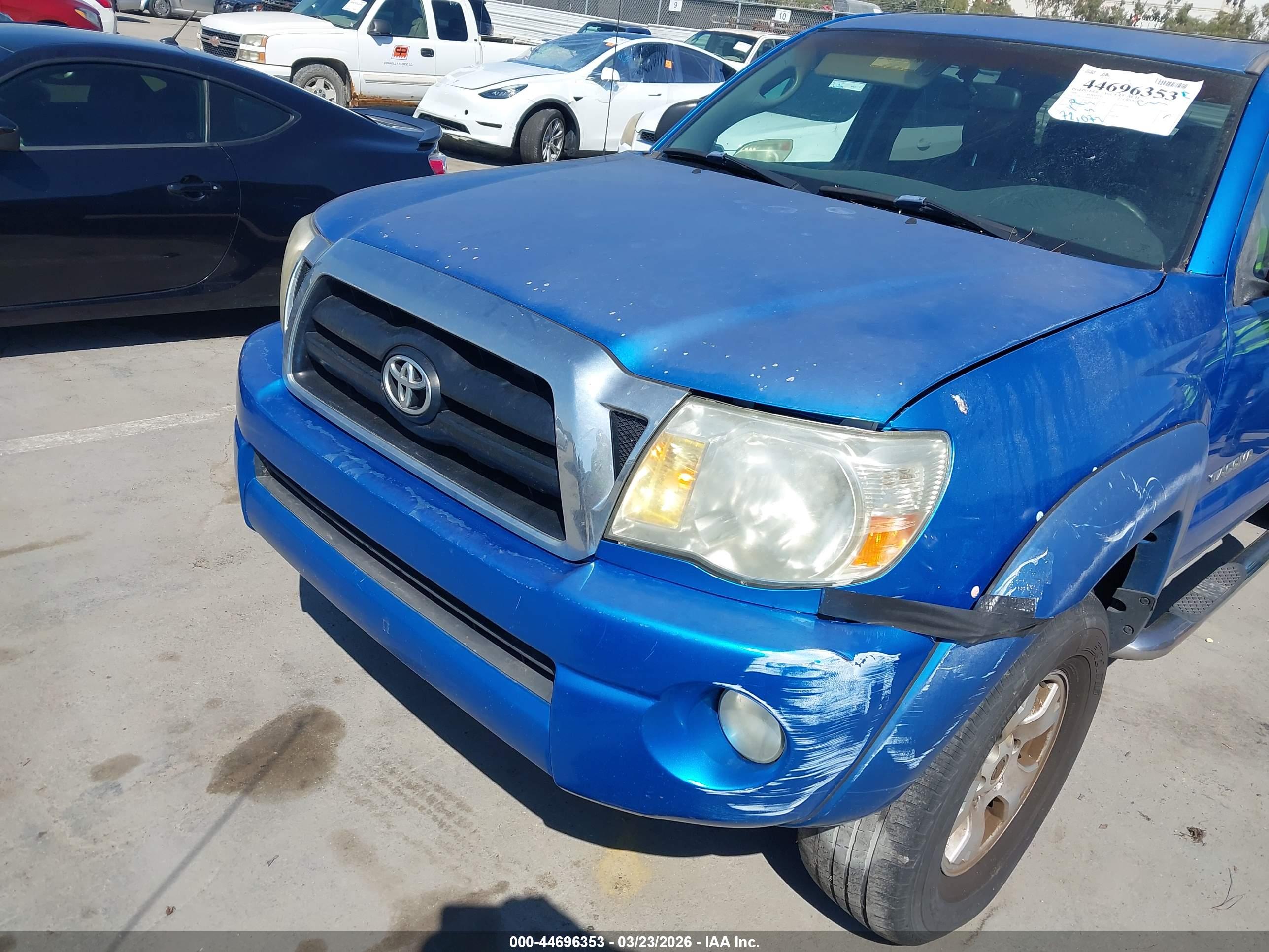TOYOTA TACOMA image 6
