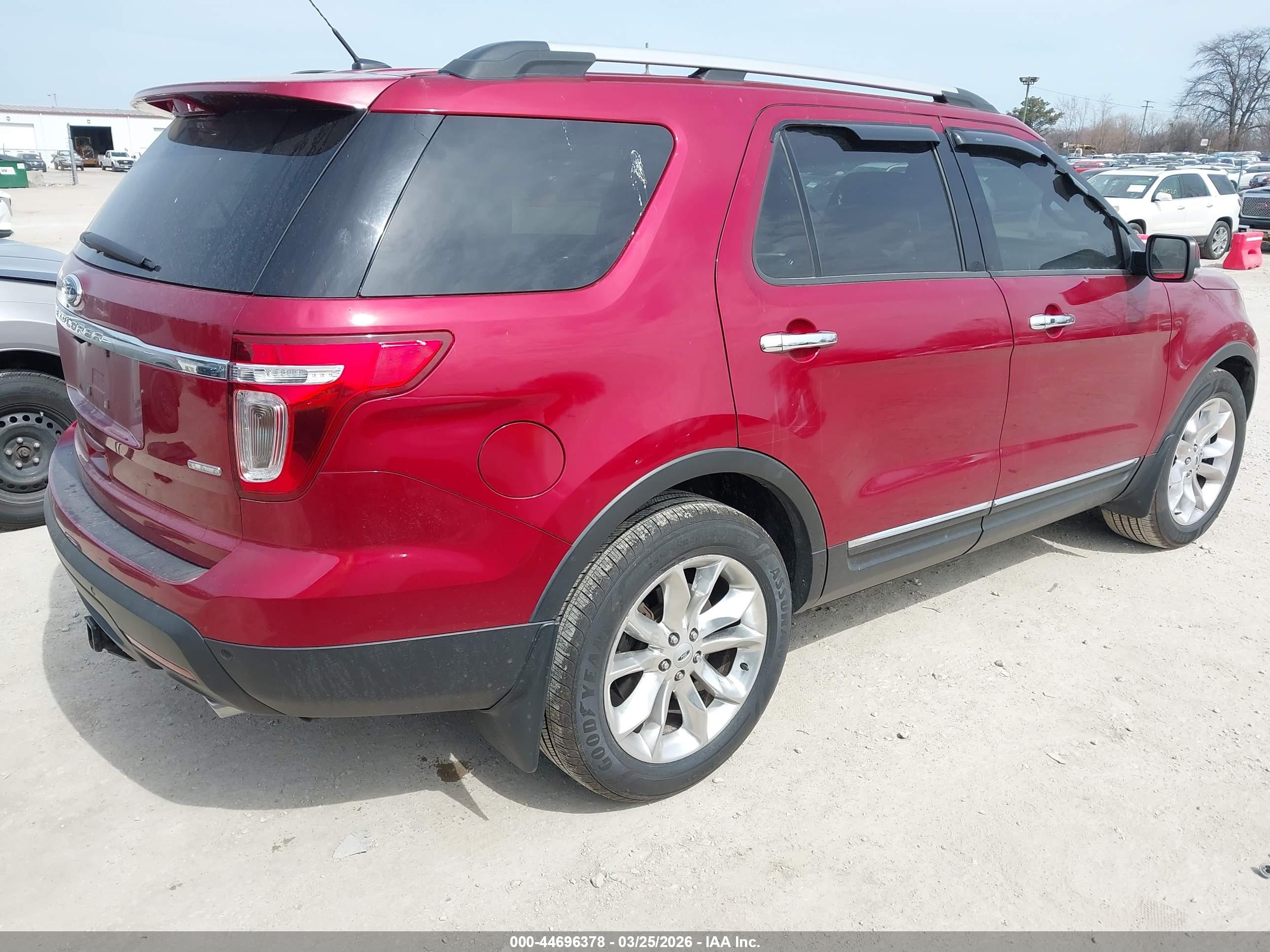 FORD EXPLORER image 4